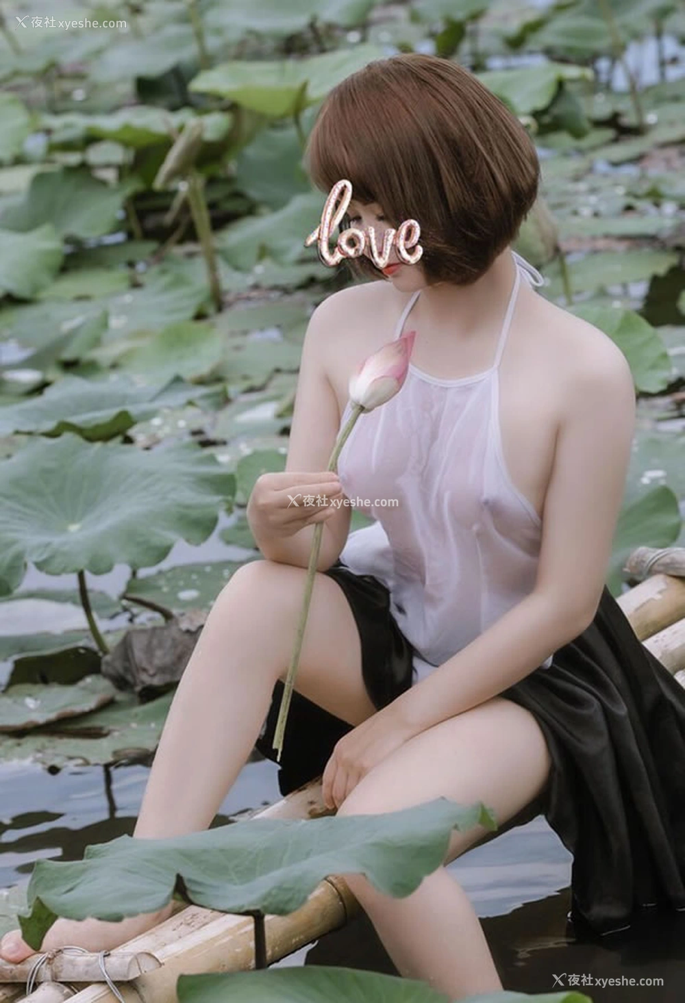 1P - 荷塘里的小美女无圣光写真如出水芙蓉