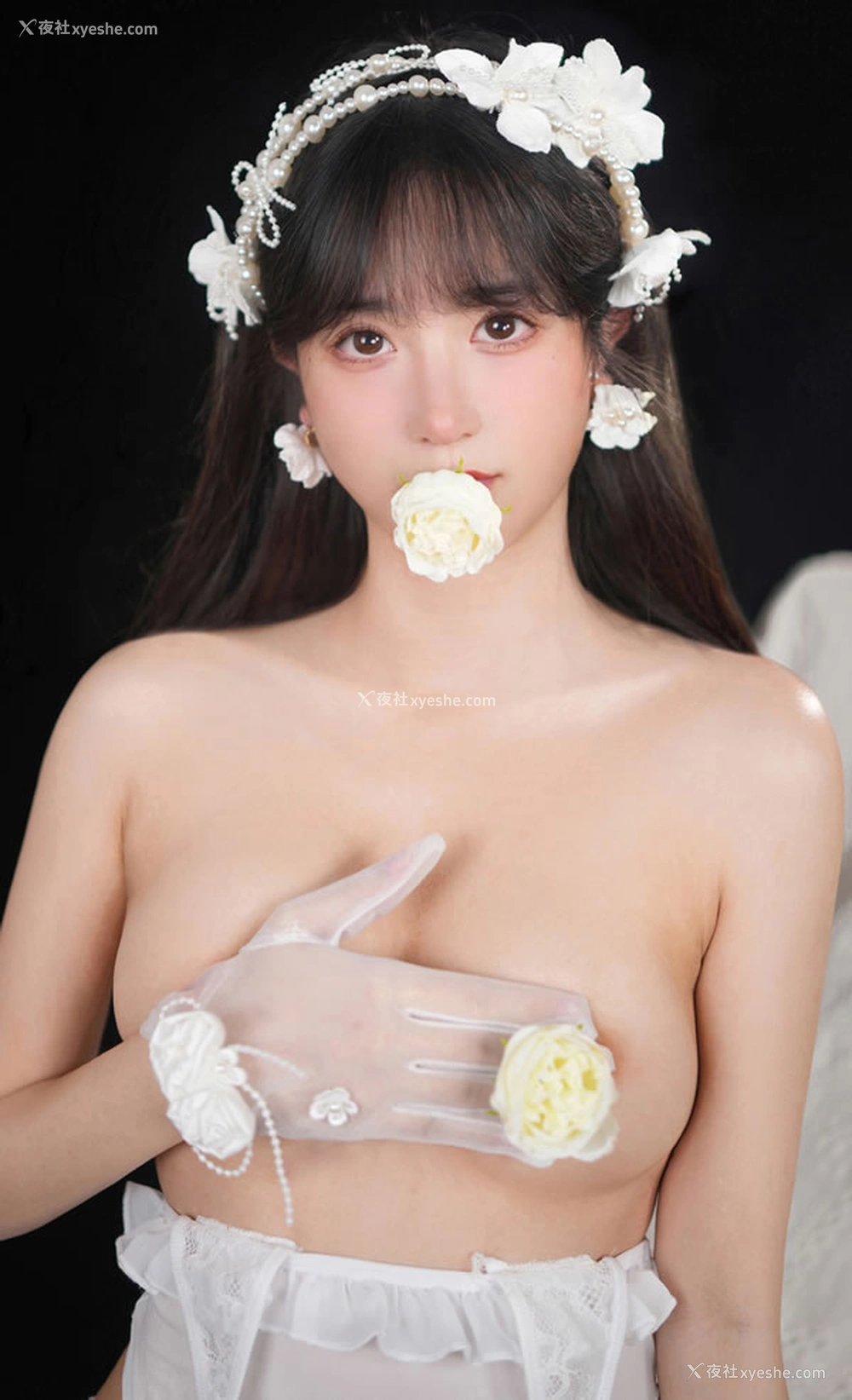 1P - 网红美女豪歌 – 花之欲