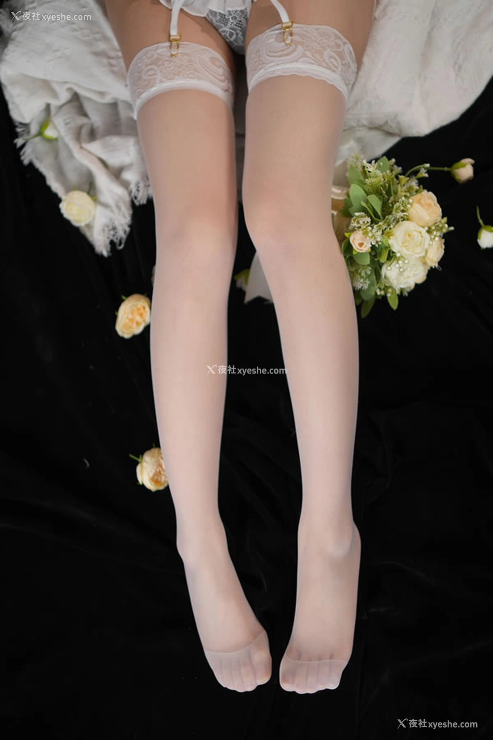 1P - 网红美女豪歌 – 花之欲