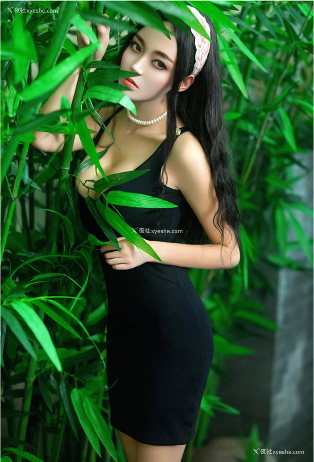 1P - 推女郎潘春春无圣光人体艺术写真美艳绝仑的性感女神