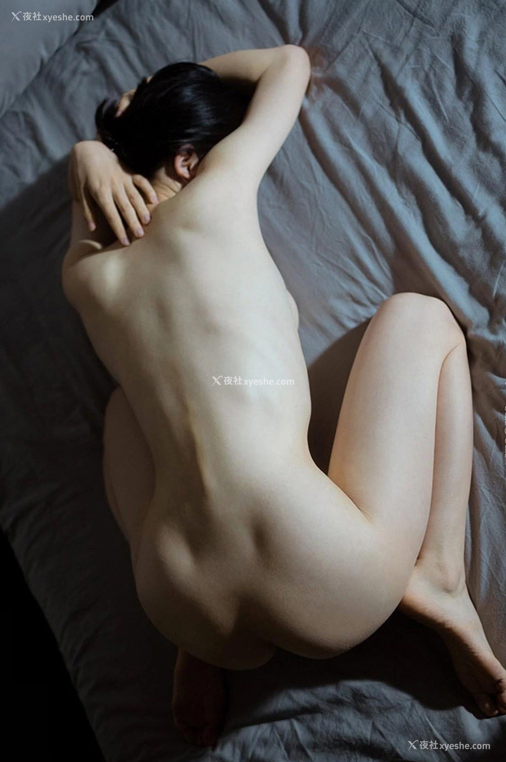1P - 摄影师IES出品美女小姐姐唯美无圣光图集