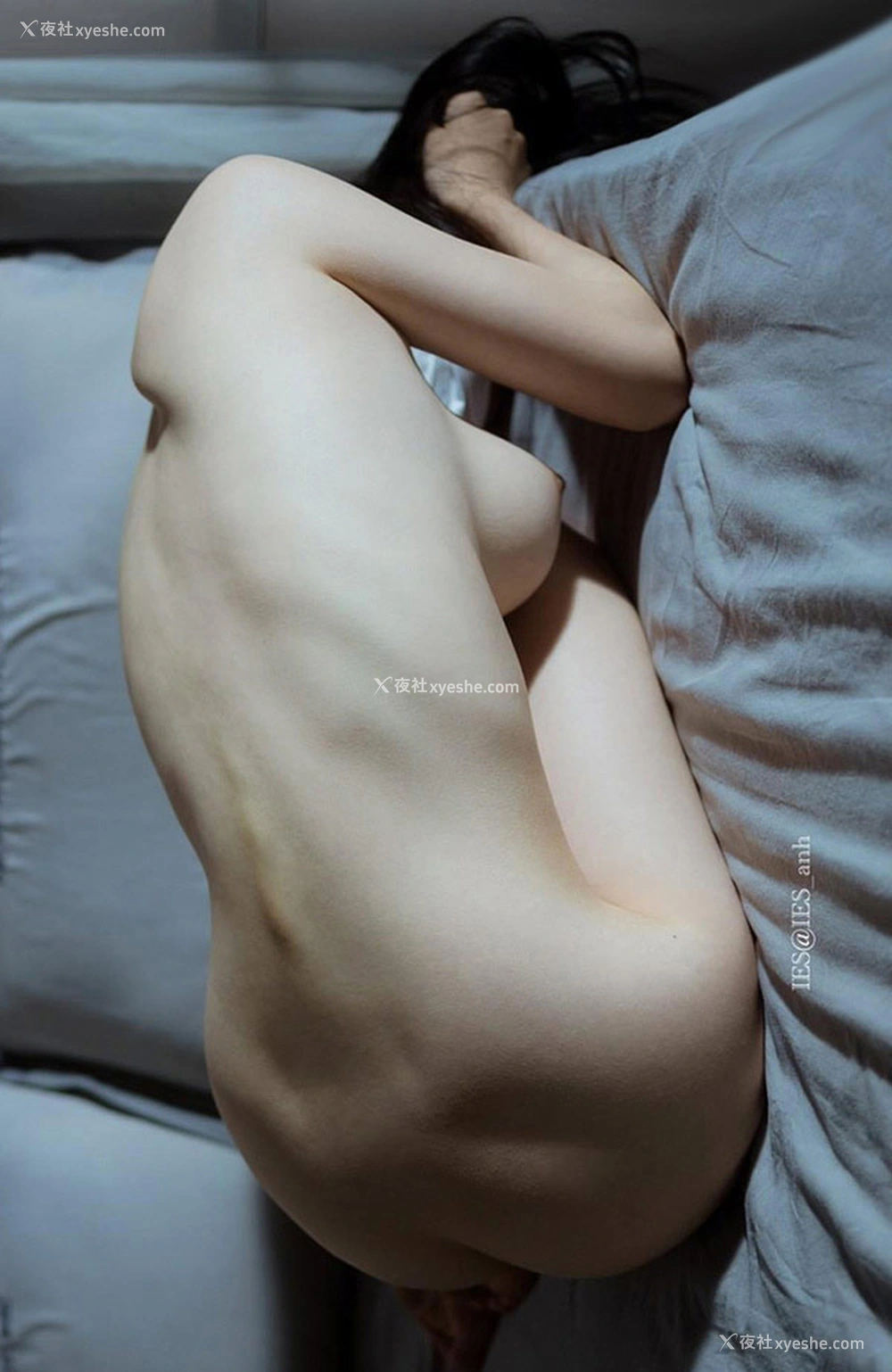 1P - 摄影师IES出品美女小姐姐唯美无圣光图集