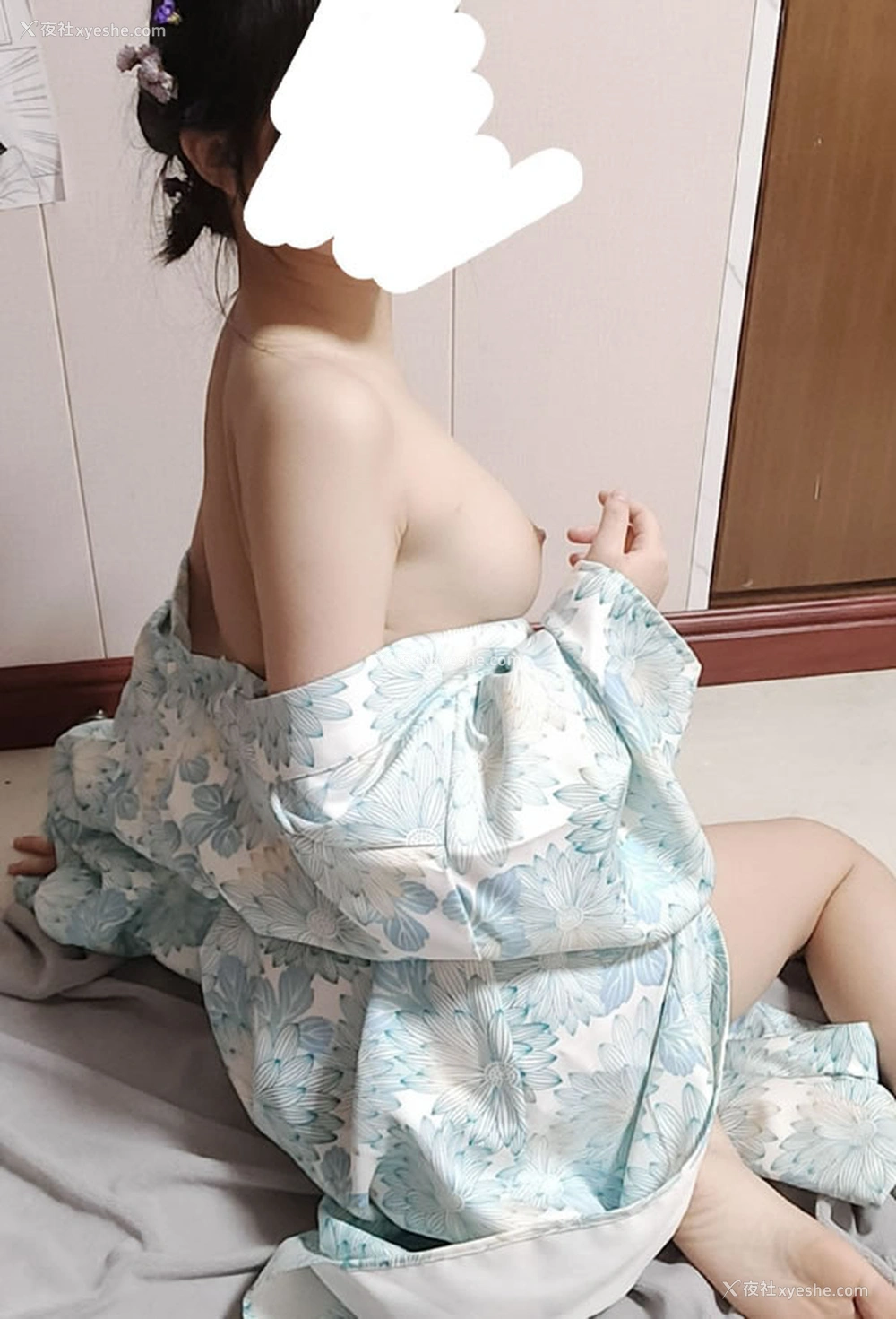 1P - 元气福利姬@糖糖不想起床 尺度私拍视图4