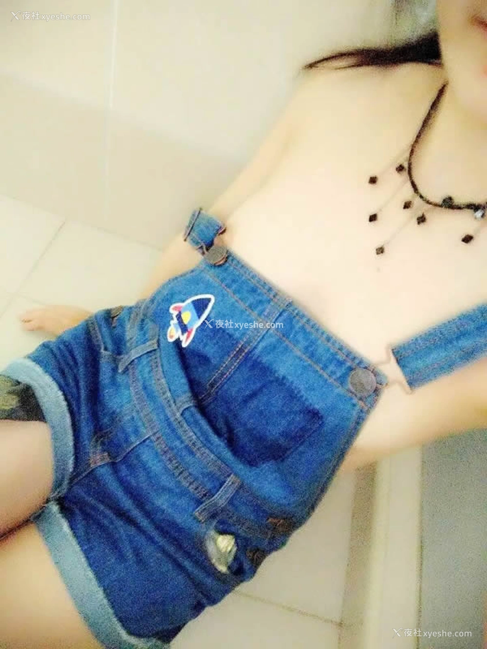 1P - 极品萝莉网红安久奈白露出无圣光套图2