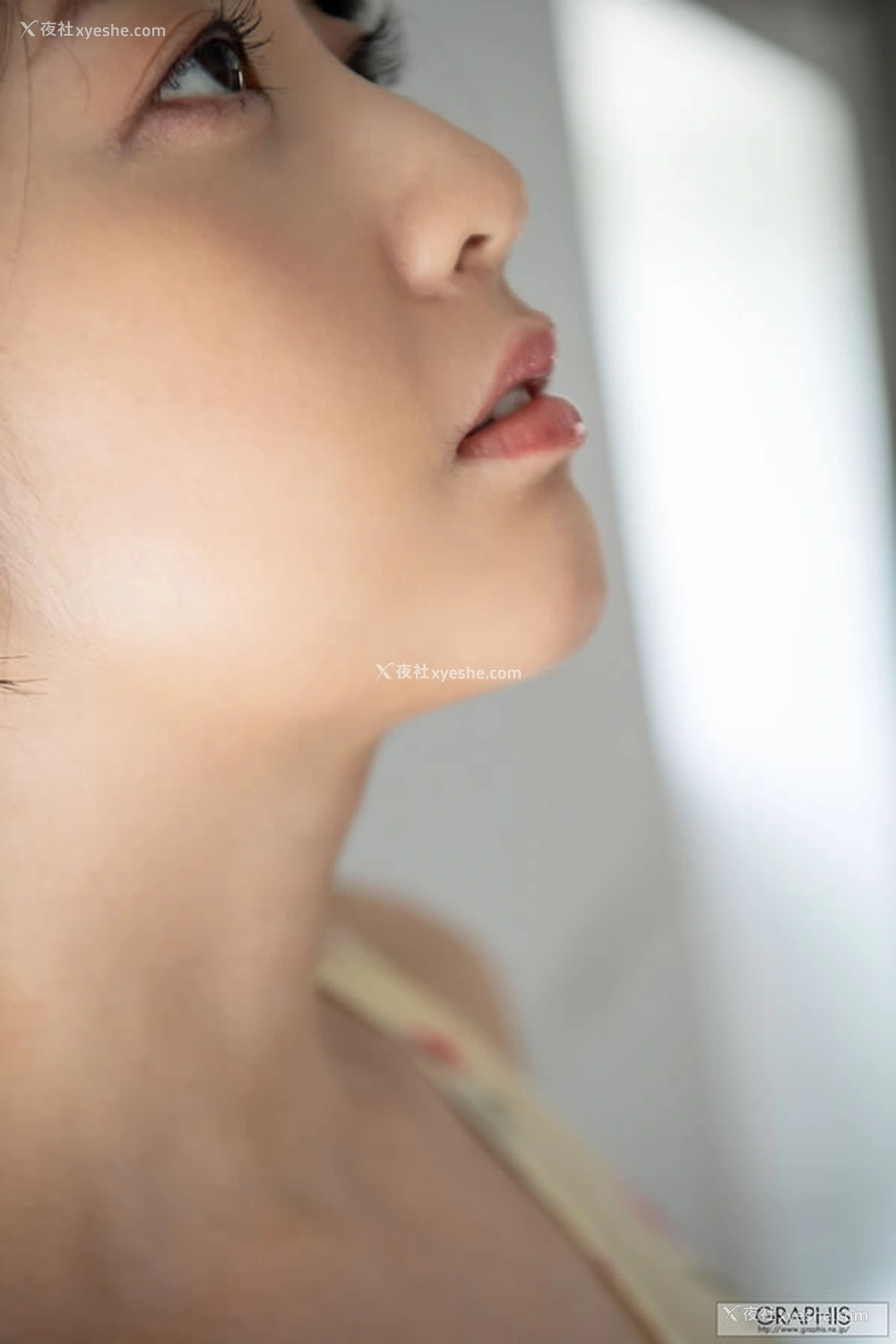 1P - Graphis新人美女夏目响丰满身材无圣光图集