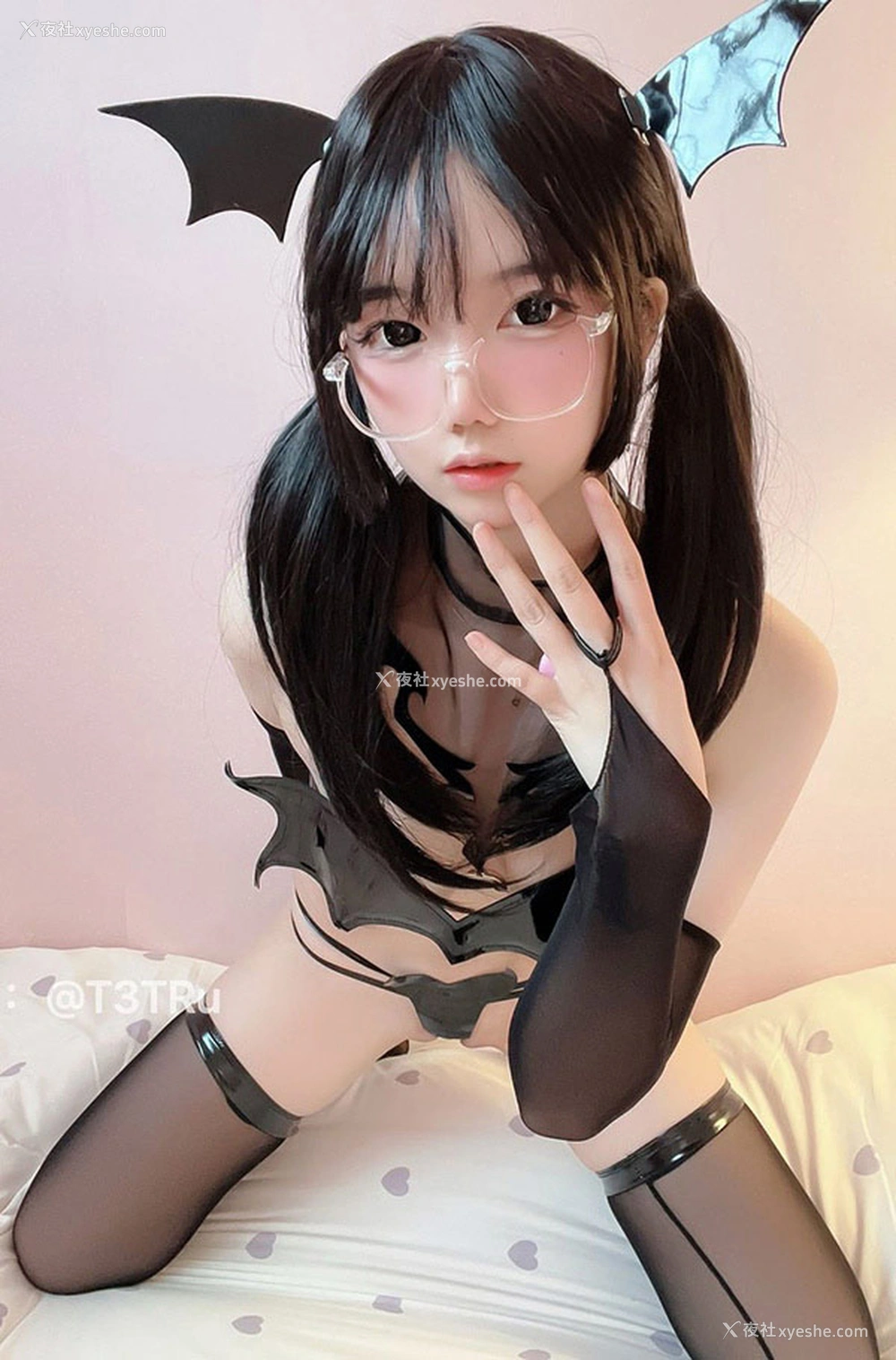 1P - 福利姬莉犬酱2023居家私拍尺度合集