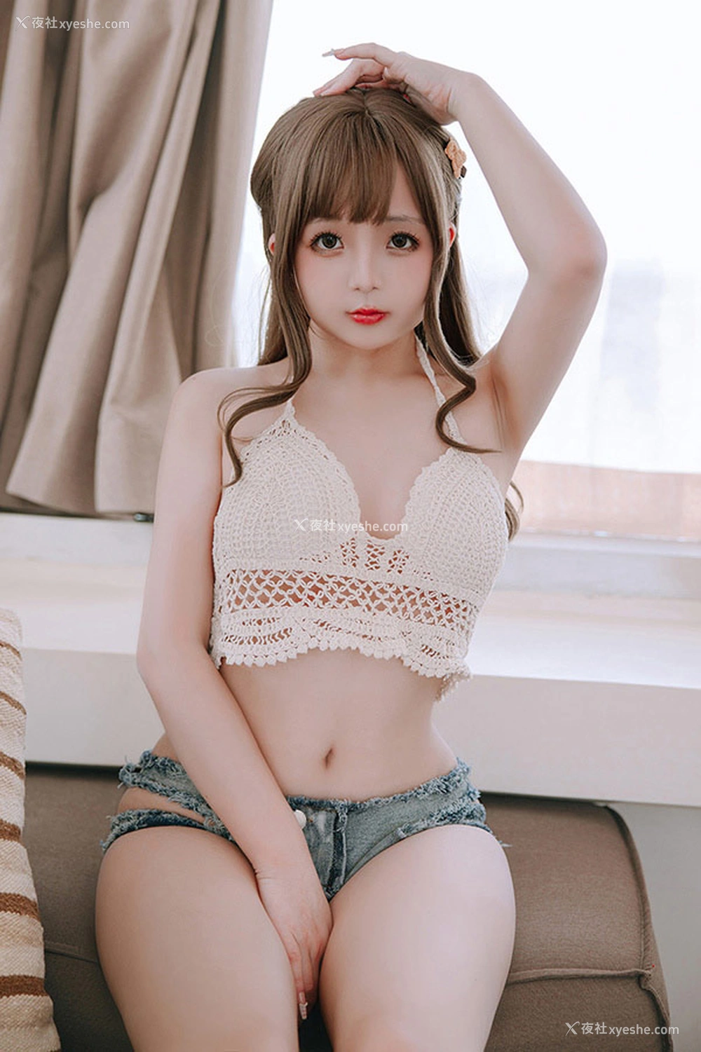 1P - 网红美女日奈娇 度假风小清新热裤