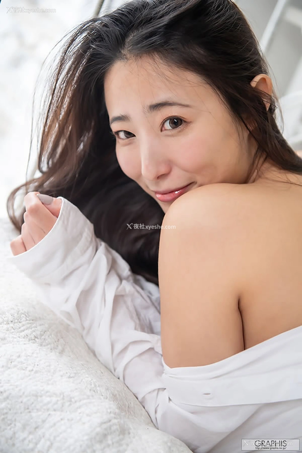 1P - Graphis绝对美女松冈铃无圣光人体套图
