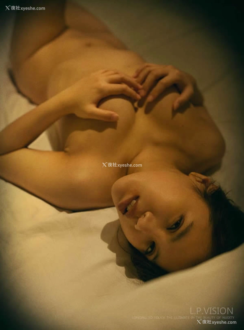 1P - 摄影师L.P.VISION出品无圣光4人体艺术套图写真