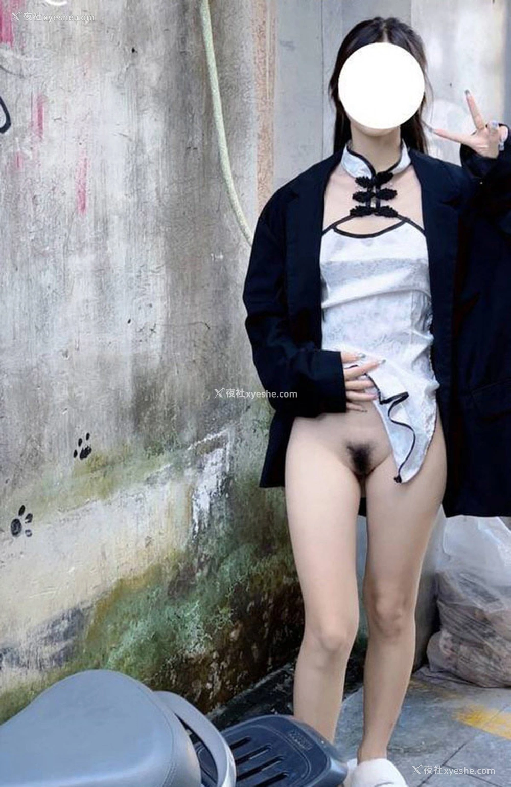 1P - 露出系福利姬@哪吒 尺度私拍视图合集2