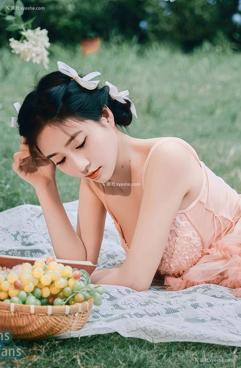 1P - 极品女神年年 粉色日记无圣光唯美图集