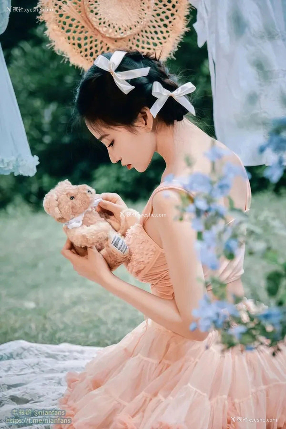 1P - 极品女神年年 粉色日记无圣光唯美图集