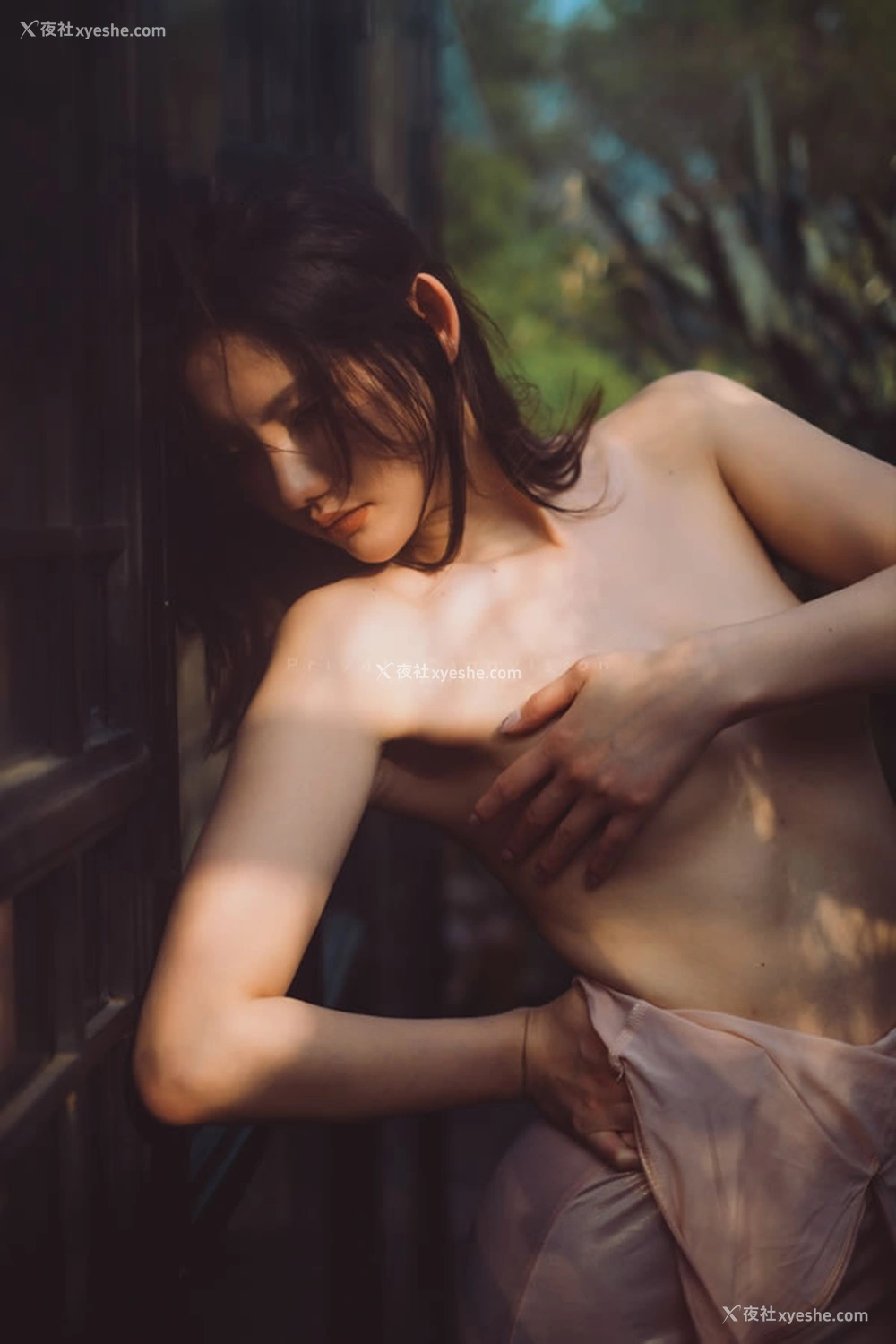 1P - 女神阿朱-幽绿魅影极品美乳无圣光写真