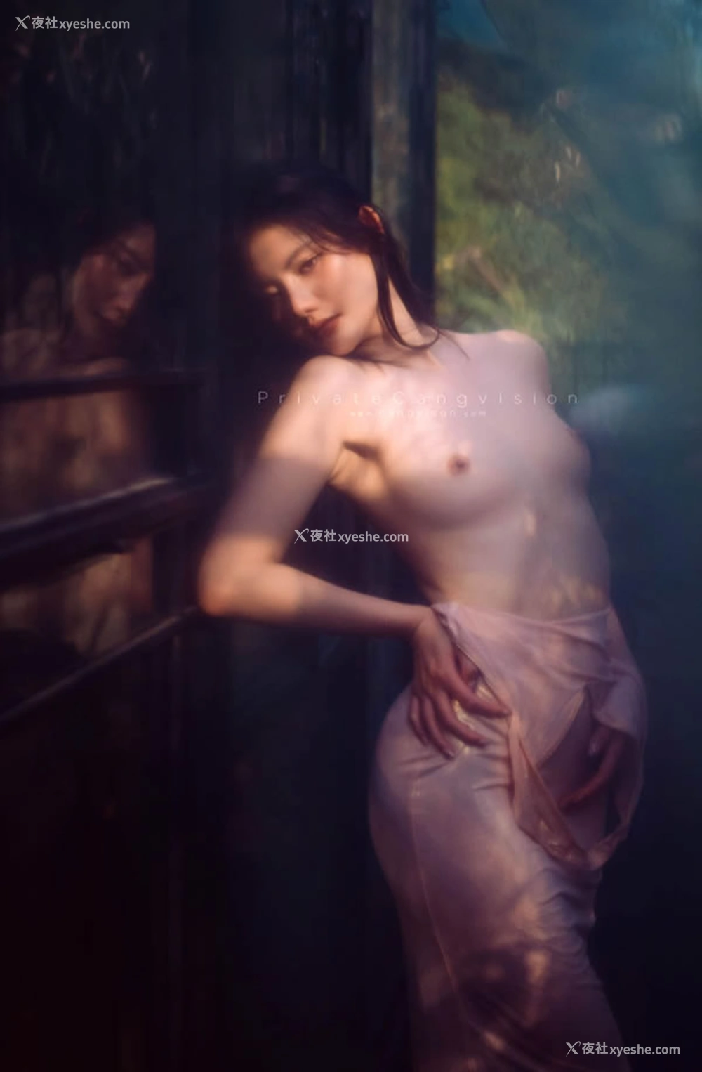 1P - 女神阿朱-幽绿魅影极品美乳无圣光写真