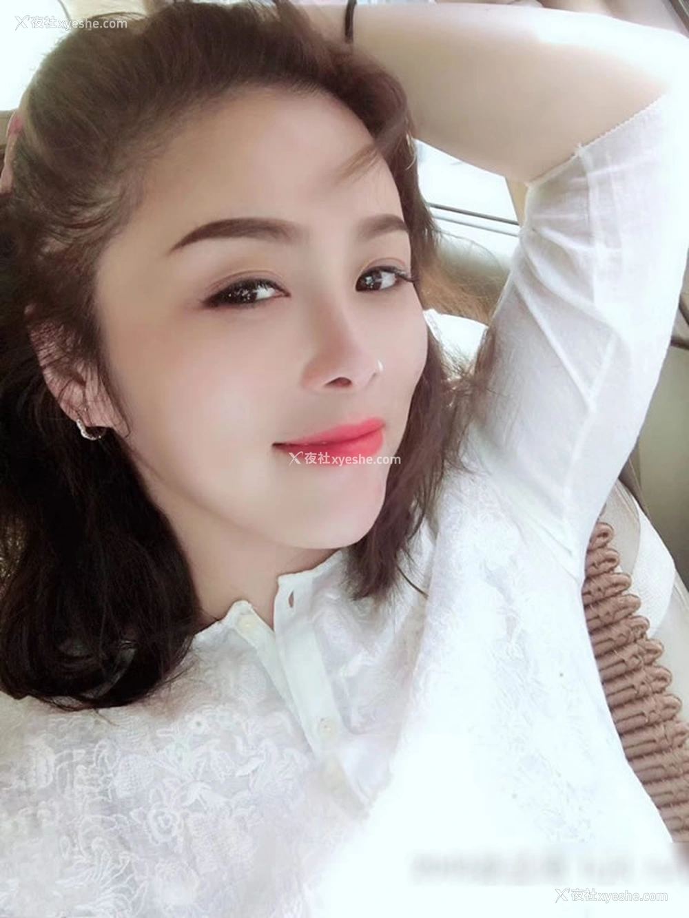 1P - 可爱小美女居家自拍无圣光人体套图2