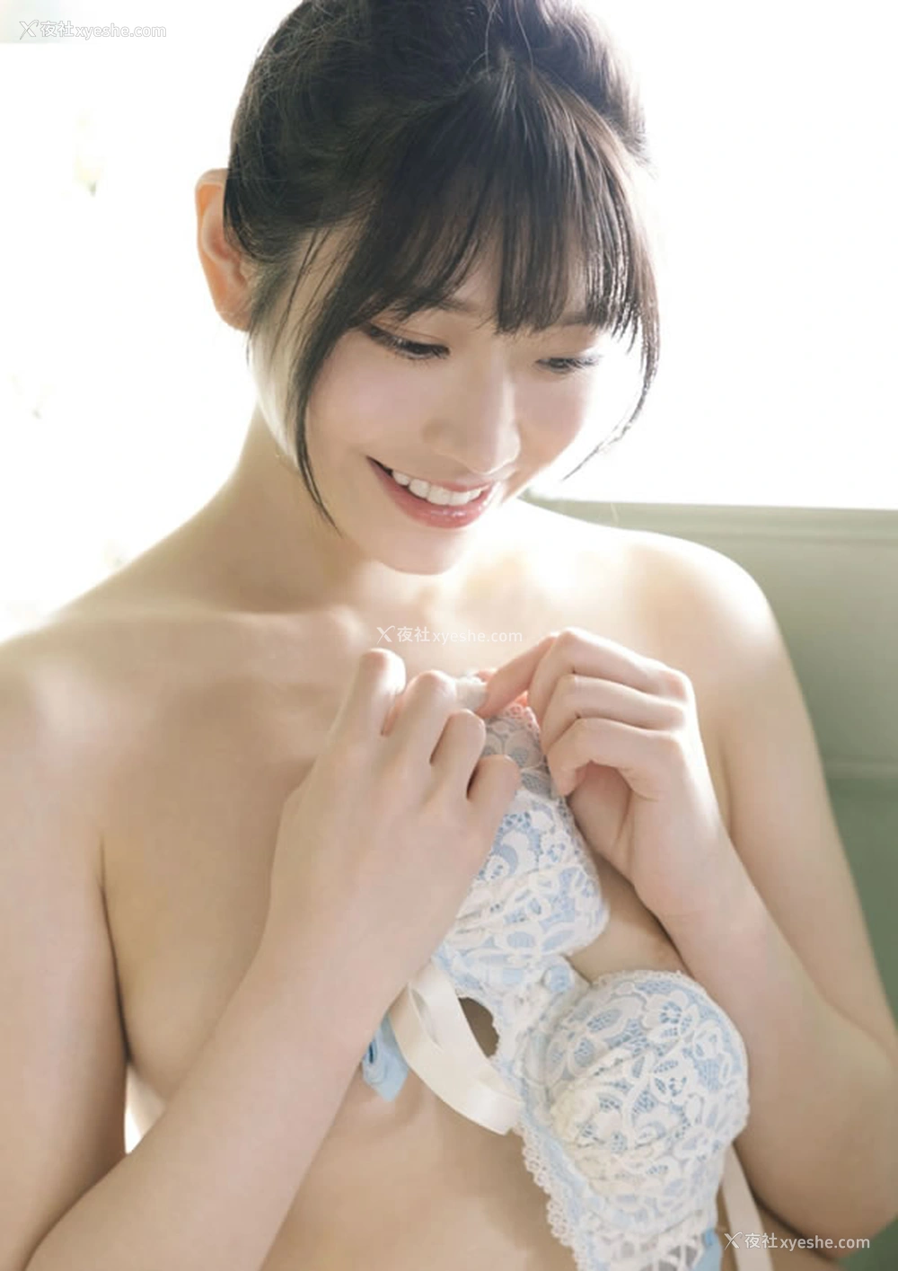 1P - 美丽小姐姐Saika休闲毛衣碎花裙无圣光图集