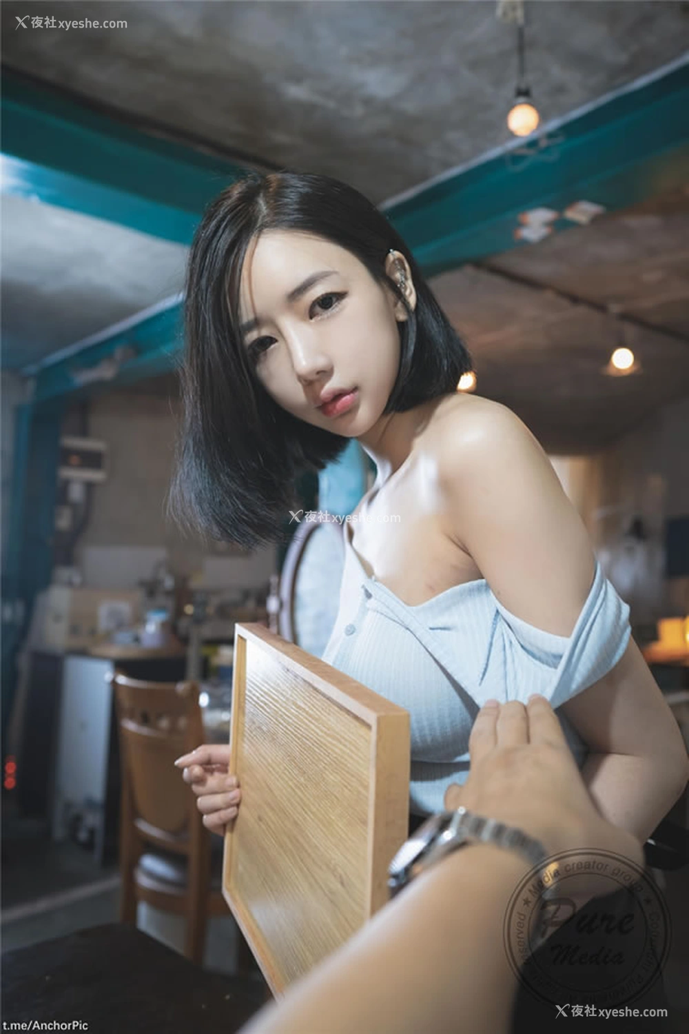 1P - 漂亮Waiter小姐姐JIA无圣光纯欲图集