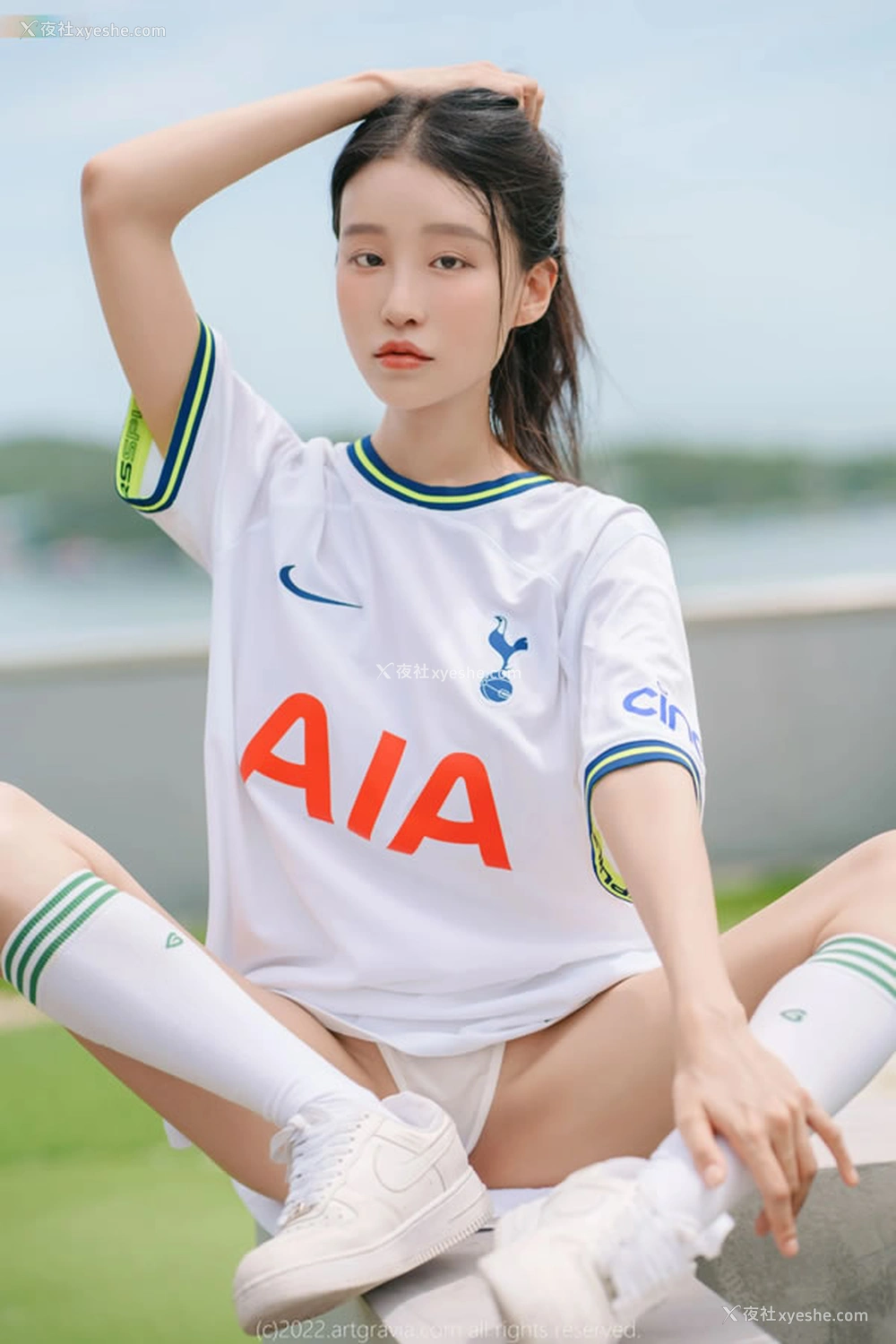 1P - 足球小姐姐Leesnoww小露酥胸无圣光图集
