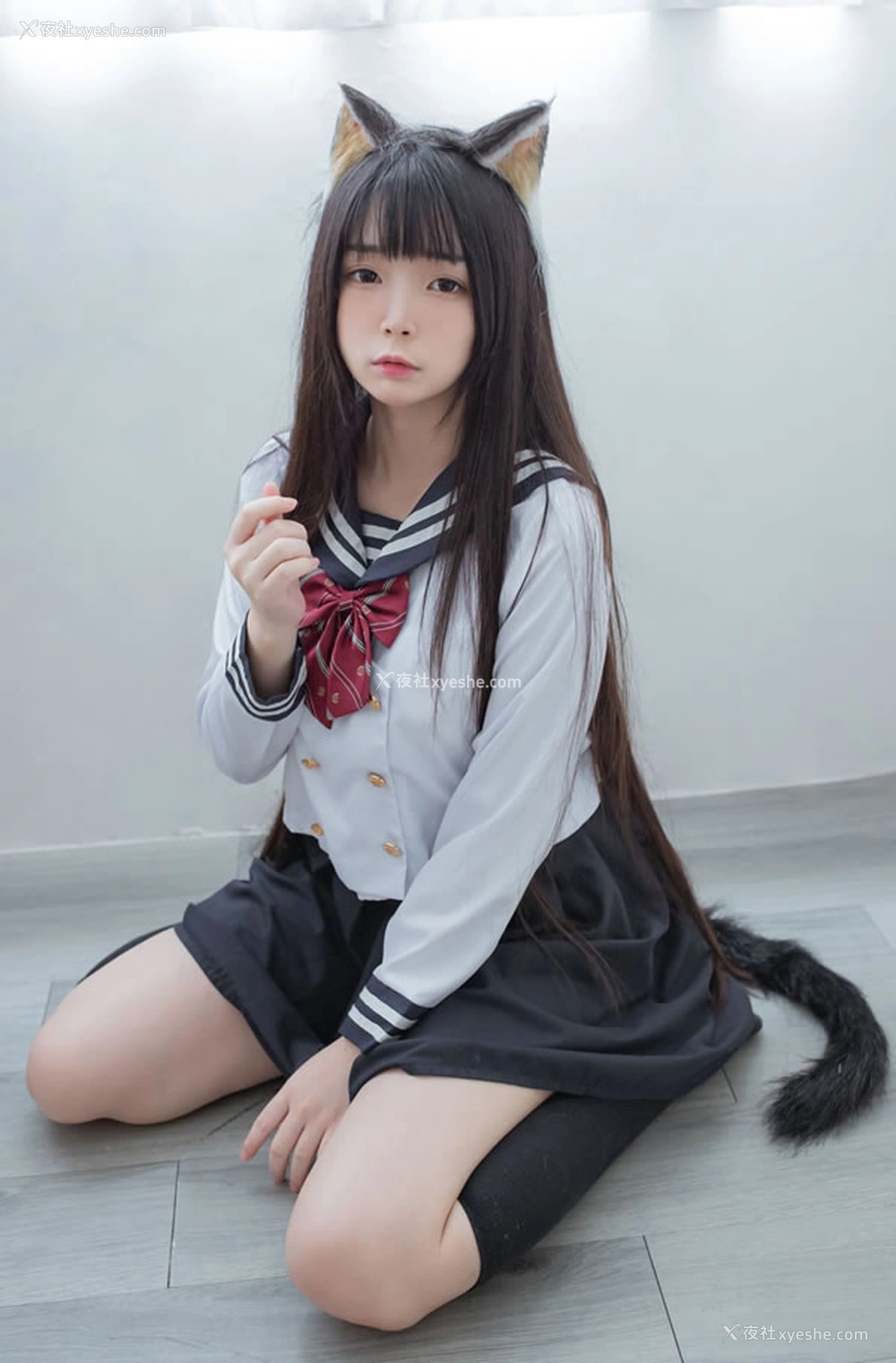 1P - 福利姬落落Raku推特私拍尺度散图合集2