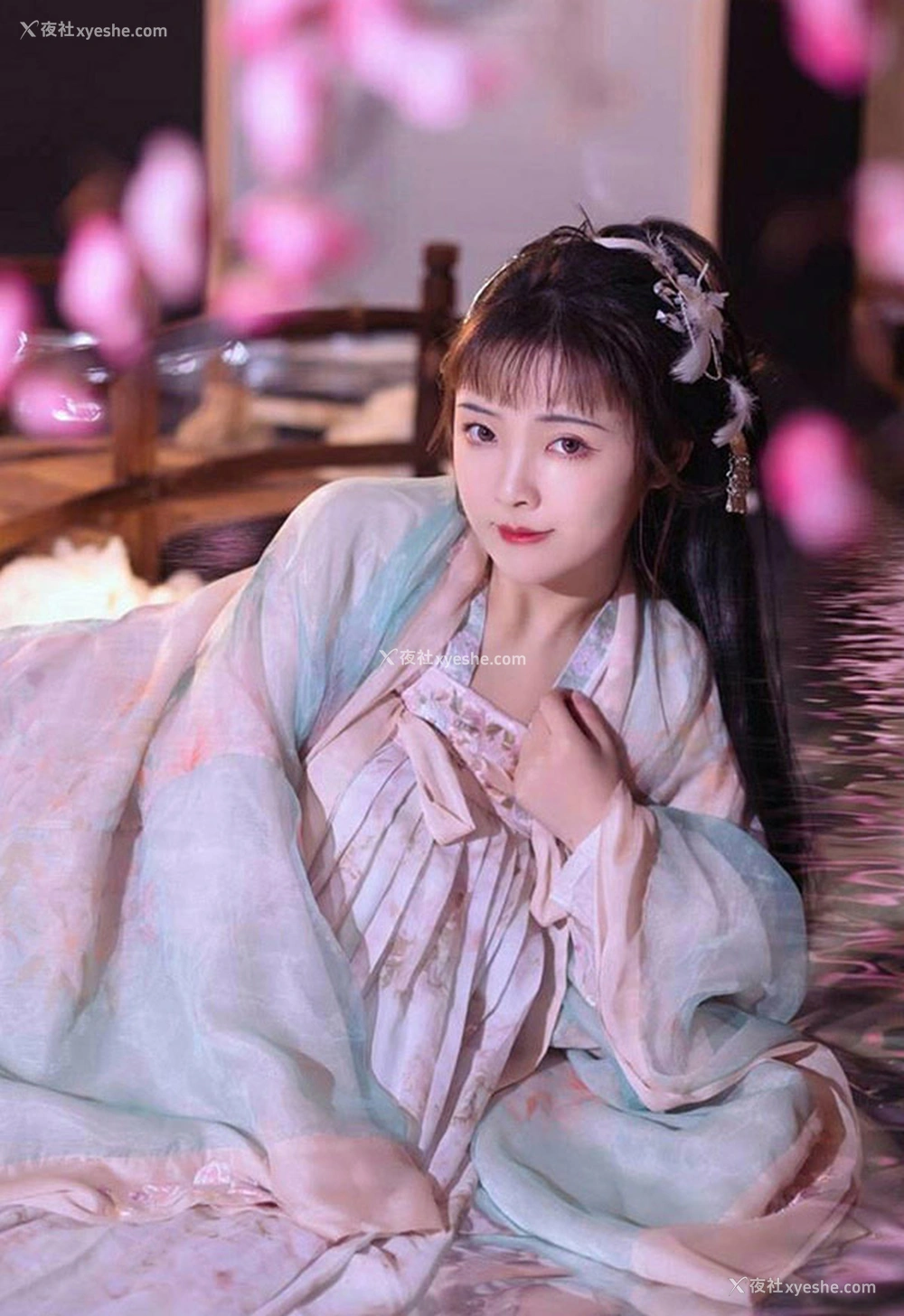 1P - 极品福利姬一只云烧2023年度尺度图集5