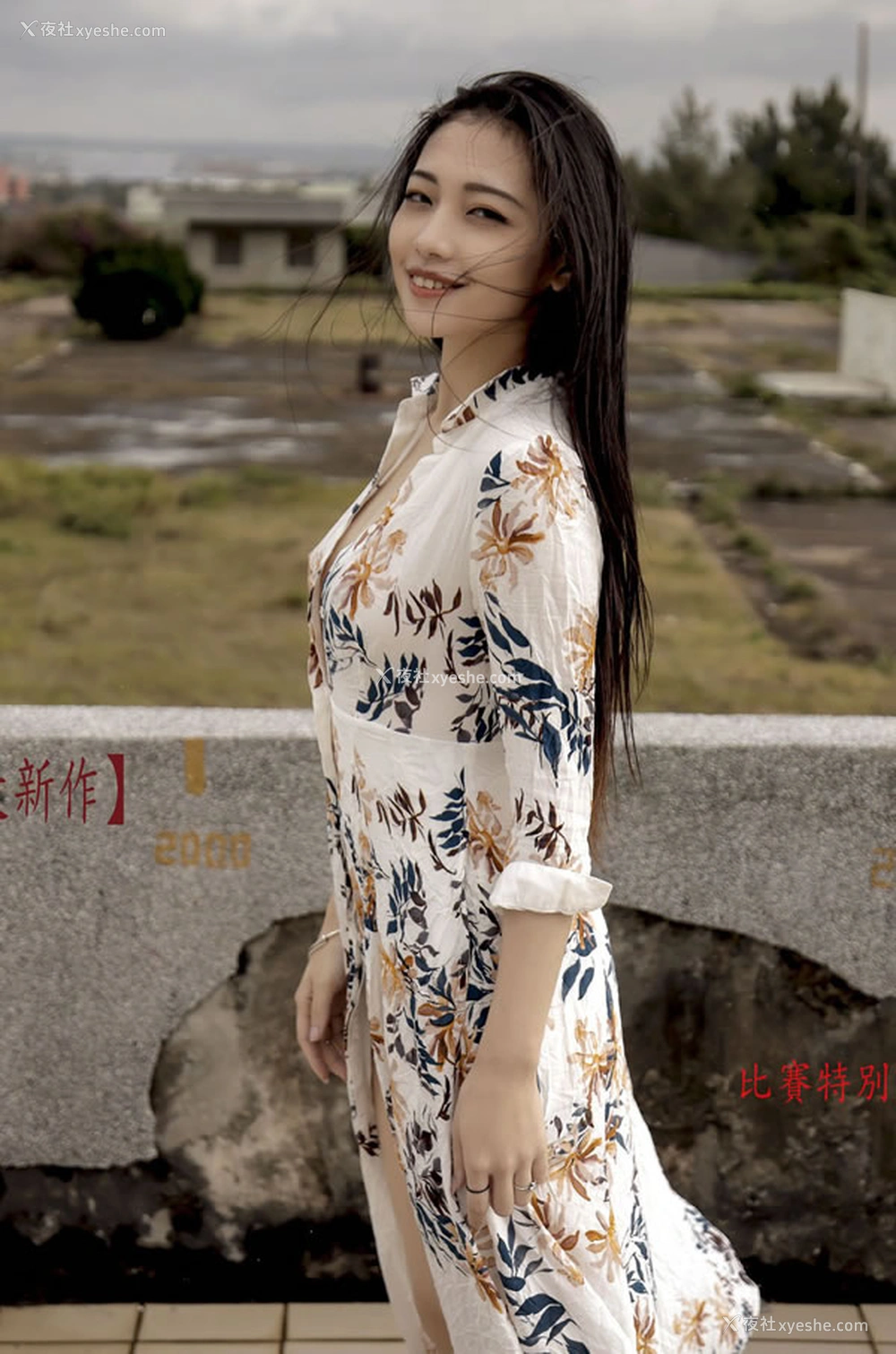 1P - 唯美女孩夏暮光田园风高叉裙无圣光图集