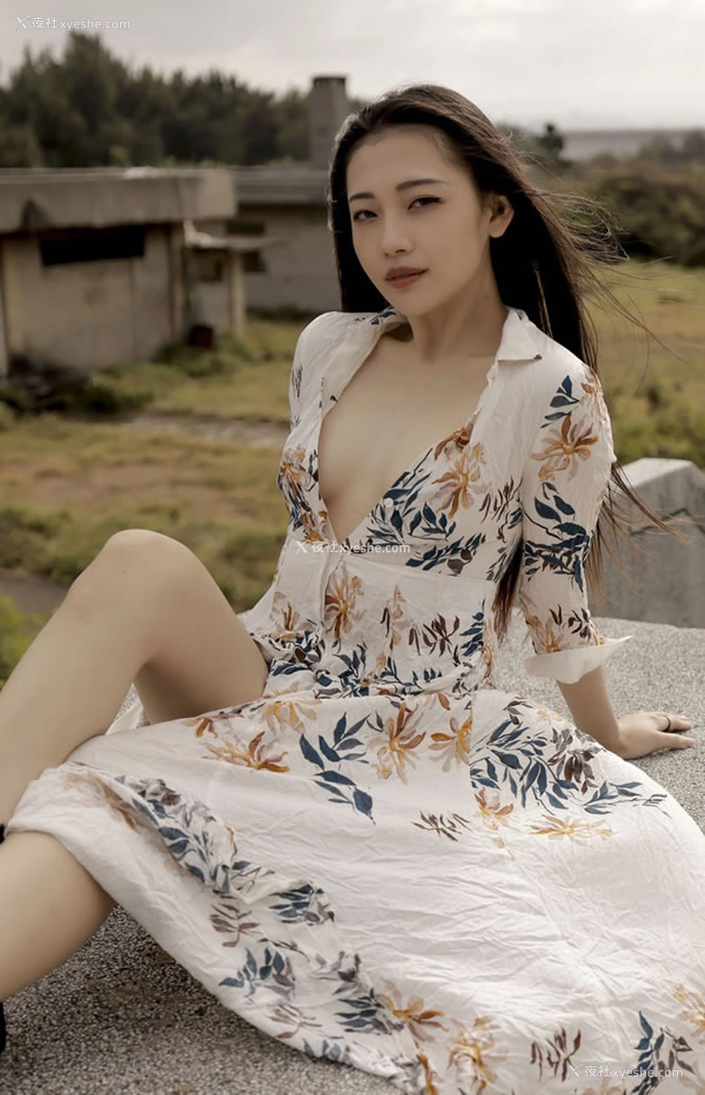 1P - 唯美女孩夏暮光田园风高叉裙无圣光图集
