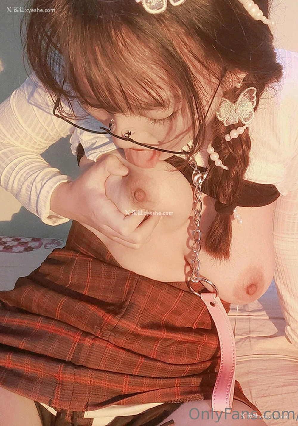 1P - 福利姬宫本山酒白嫩美乳大白兔又白又软
