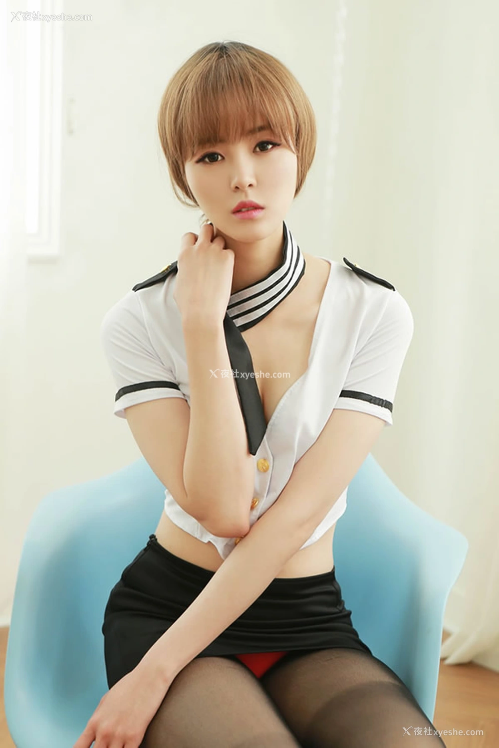 1P - 可爱长发小美女私拍无圣光套图