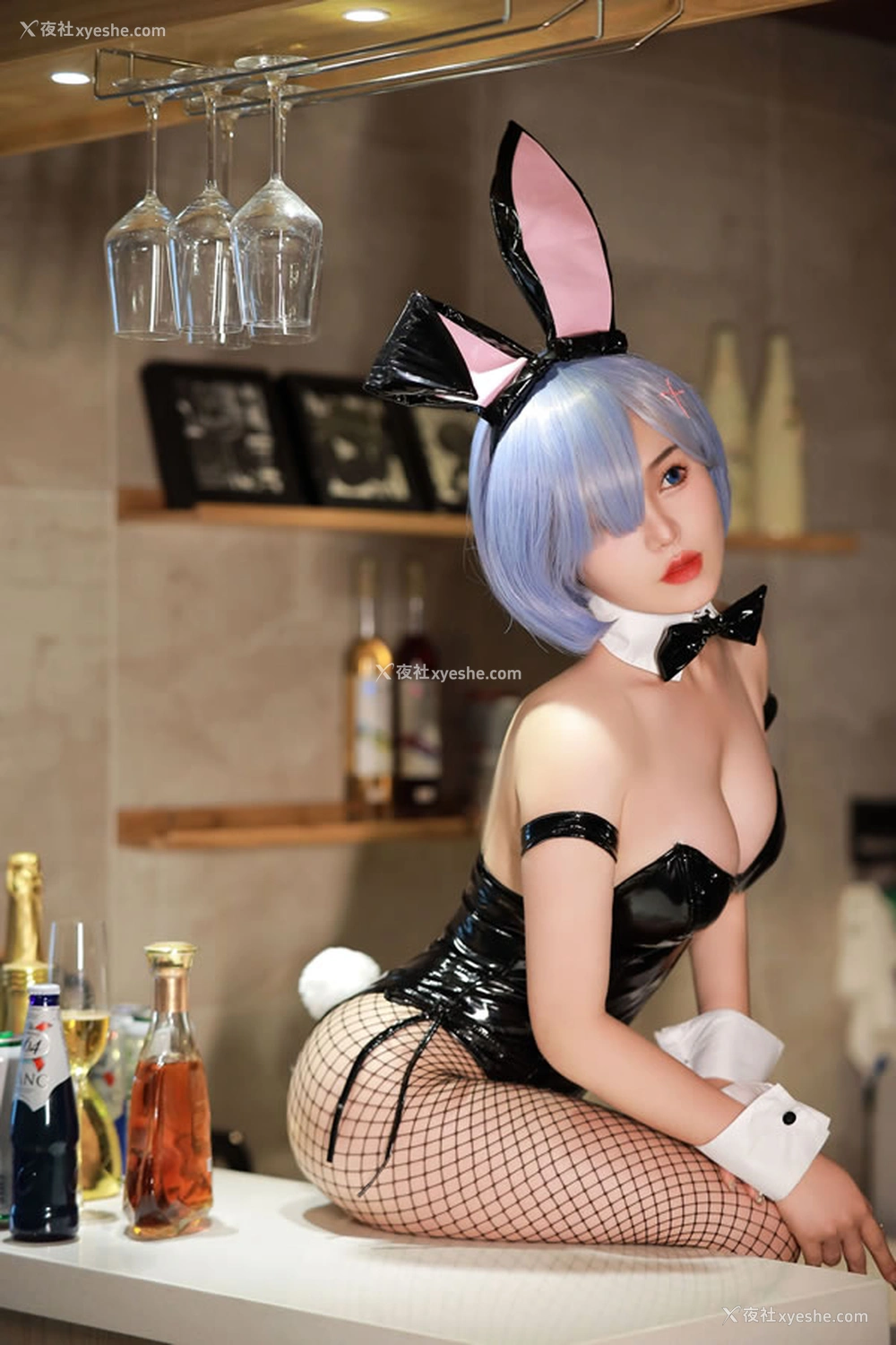 1P - 极品福利姬桃暖酱 – 雷姆兔女郎