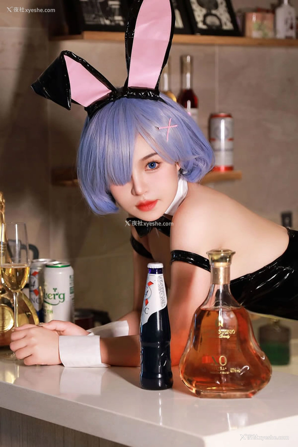 1P - 极品福利姬桃暖酱 – 雷姆兔女郎