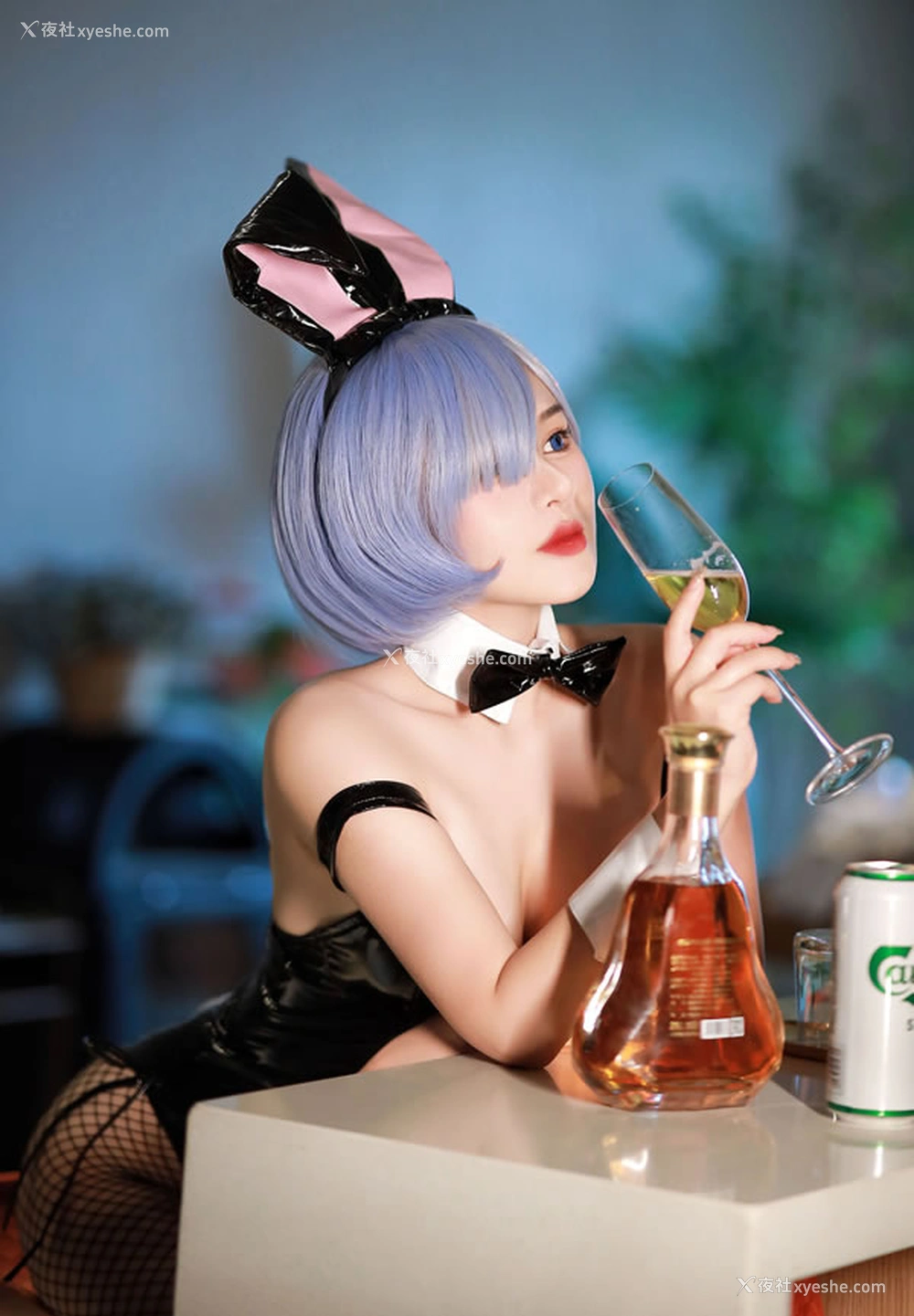 1P - 极品福利姬桃暖酱 – 雷姆兔女郎