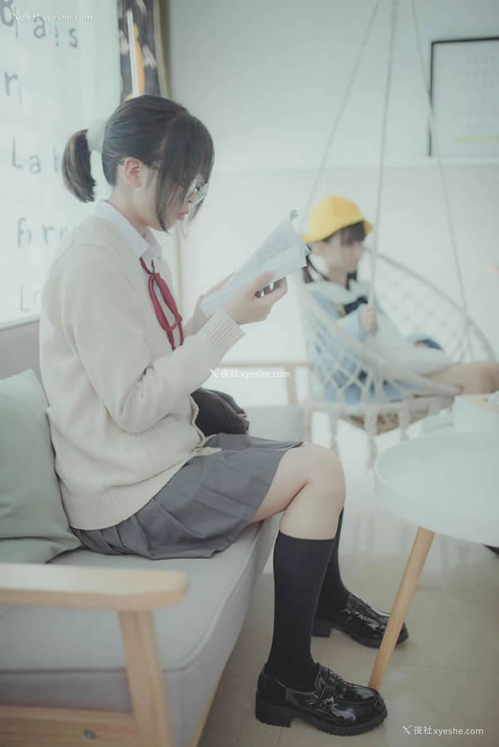 1P - 极品柚木写真品玉系列-制服妹子无圣光套图