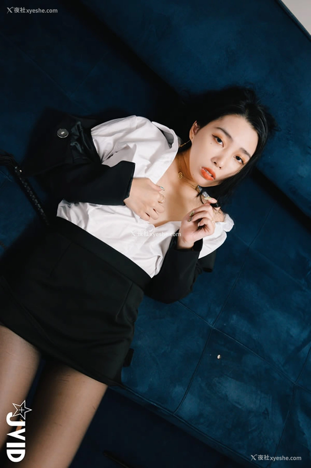 1P - JVID女郎-绝美OL教师无圣光人体套图