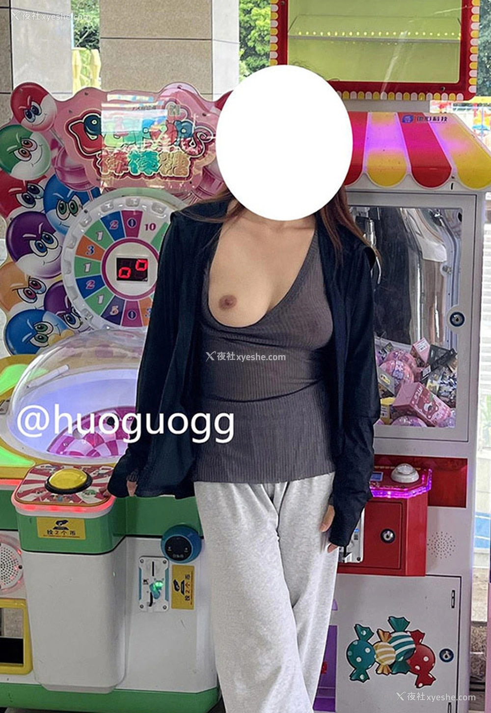 1P - 露出系巨乳福利姬@huoguogg 尺度私拍合集2