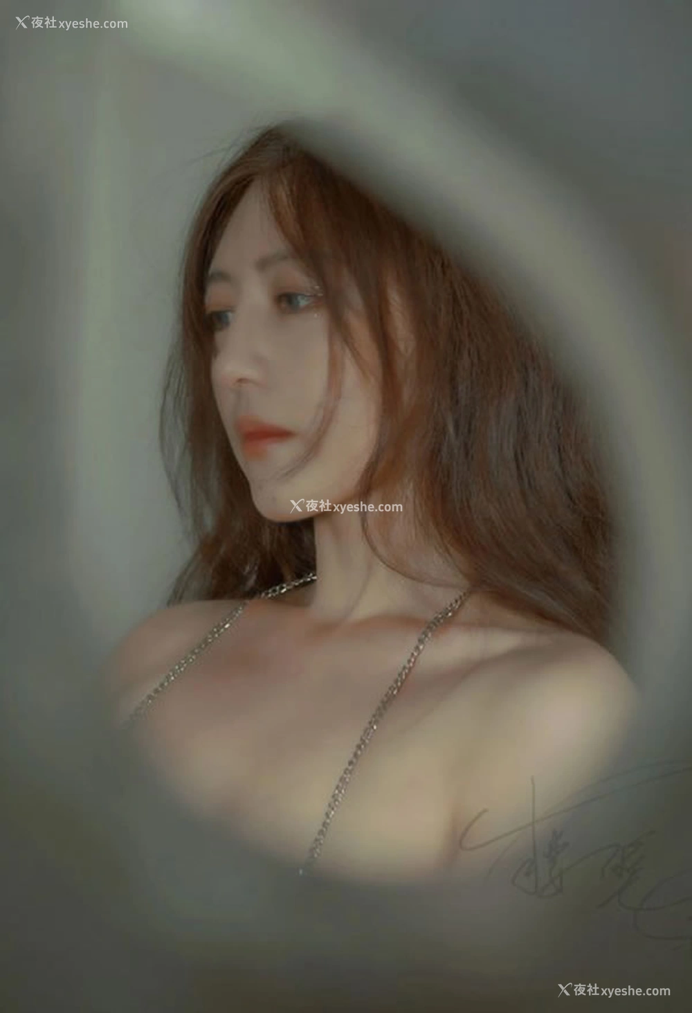 1P - 网红美女樱晚gigi薄纱遮不住的丰乳肥臀