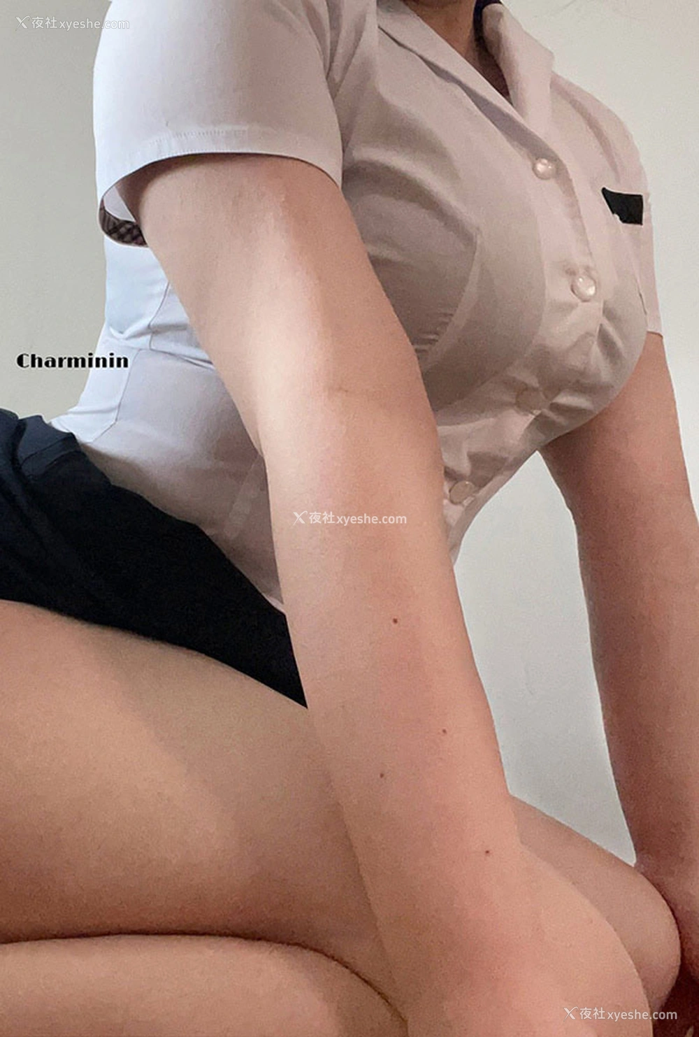 1P - 泡菜国美女charminin极品美乳自拍视图