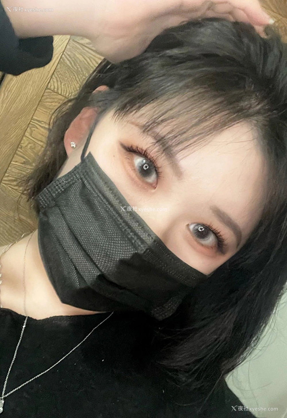 1P - 泡菜国美女charminin极品美乳自拍视图