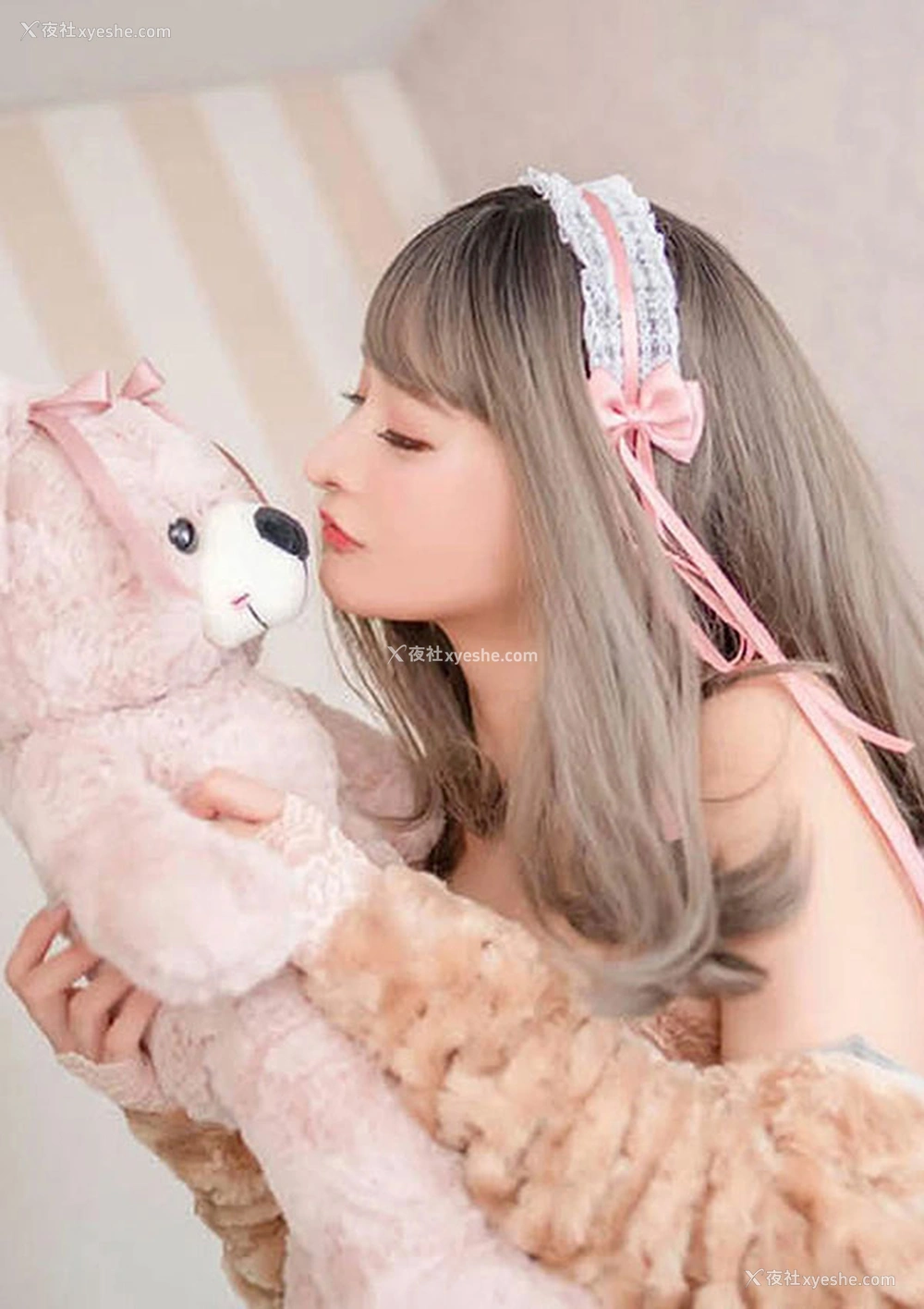 1P - 俏丽小美女日向真凛无圣光人体图集
