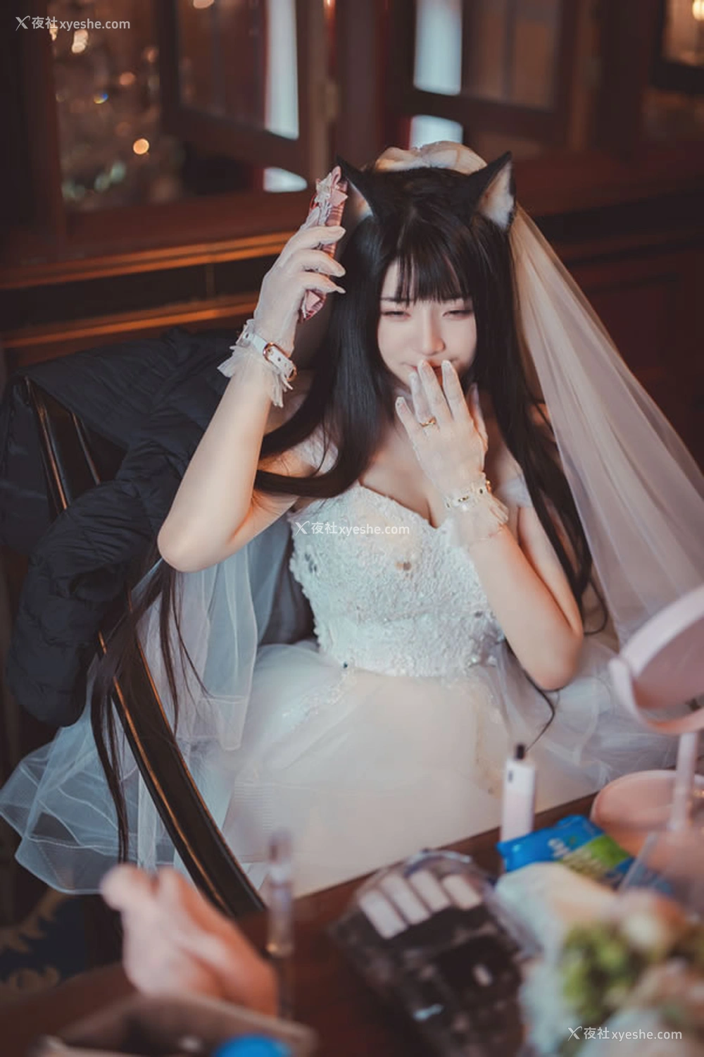 1P - 福利姬落落Raku – 美丽狐耳新娘