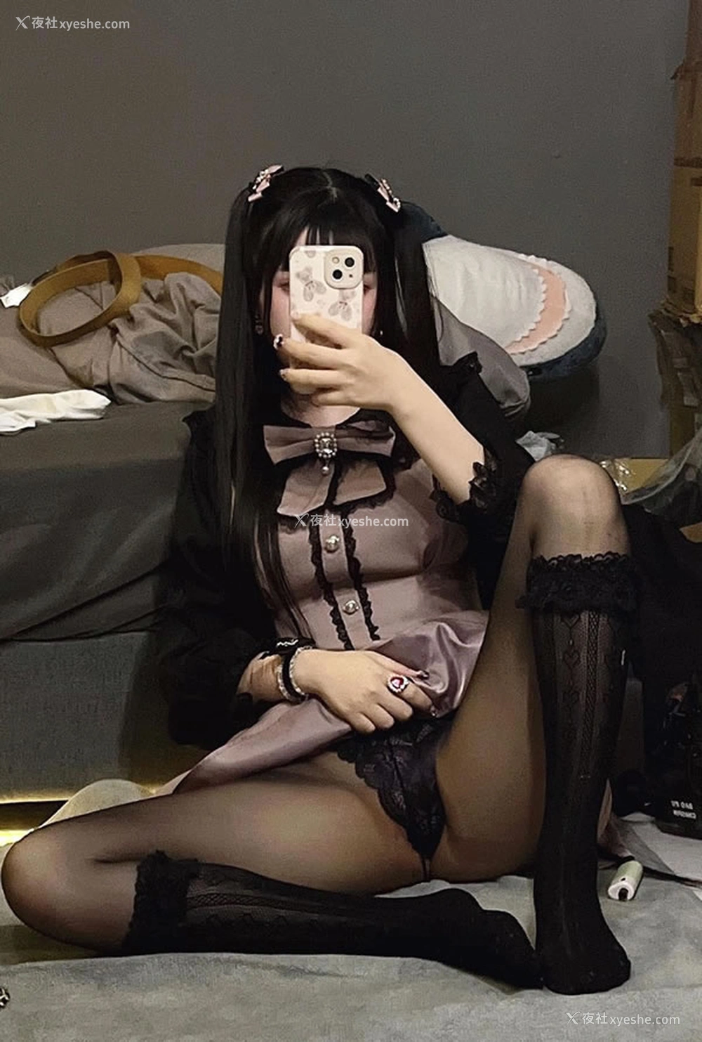 1P - 福利姬落落Raku – 美丽狐耳新娘