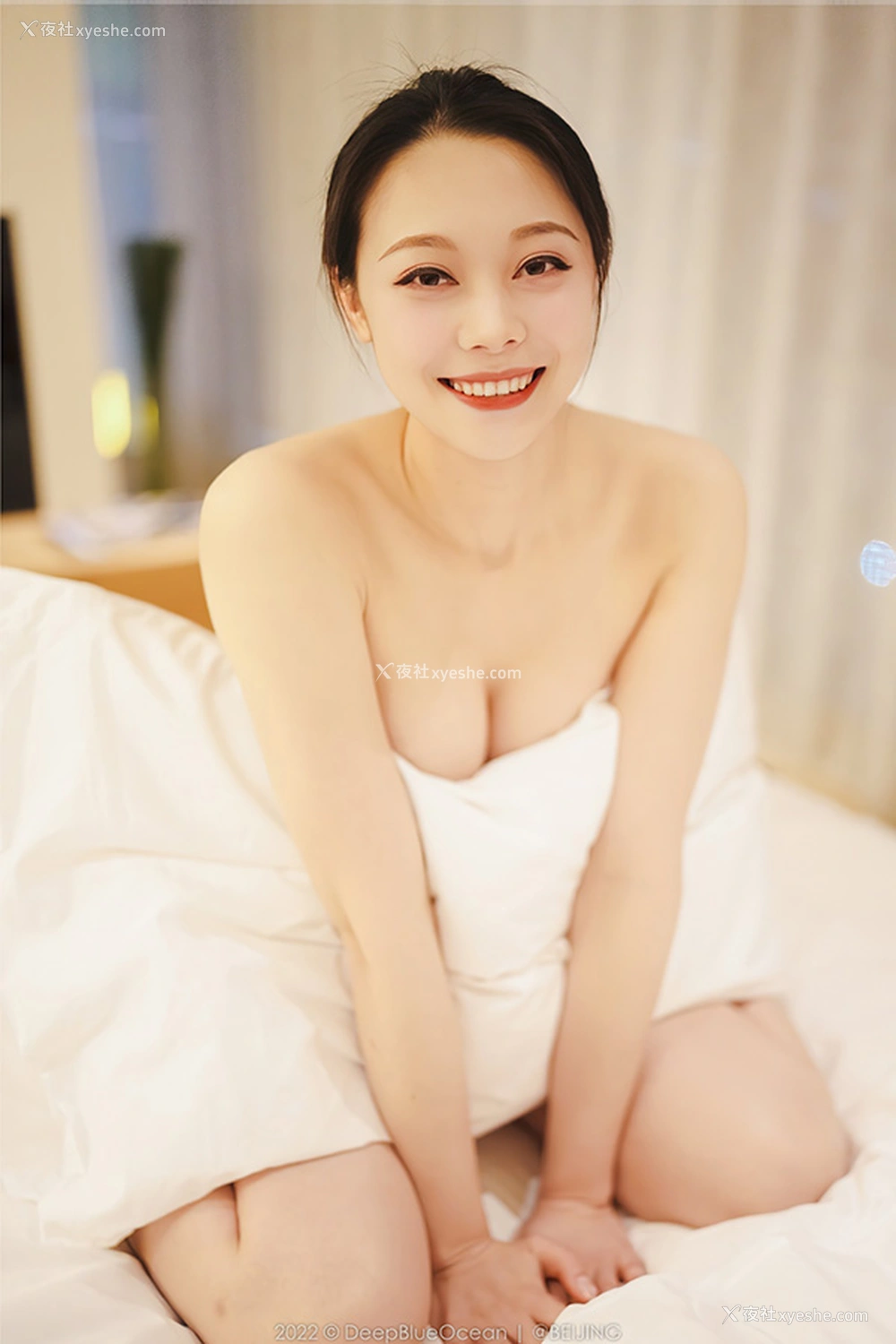 1P - 美女模特语梦裸体瑜珈无圣光写真身段优美2