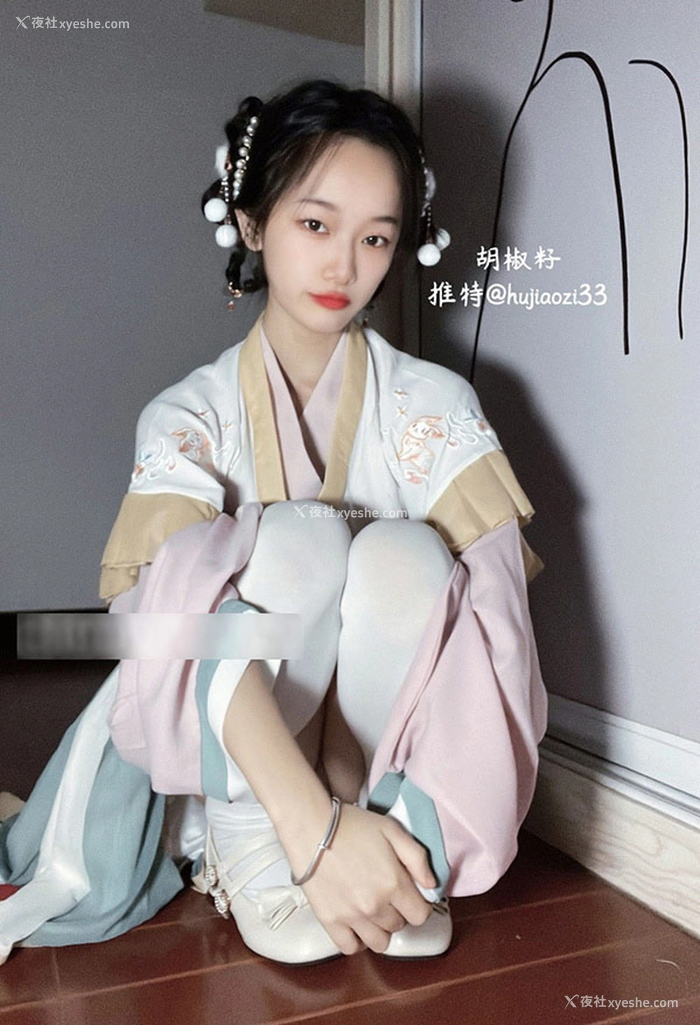 1P - 反差福利姬@胡椒仔尺度私拍视图合集