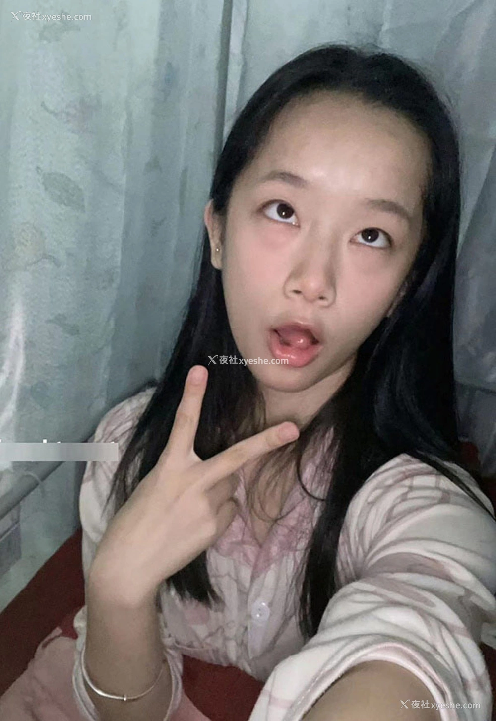 1P - 反差福利姬@胡椒仔尺度私拍视图合集
