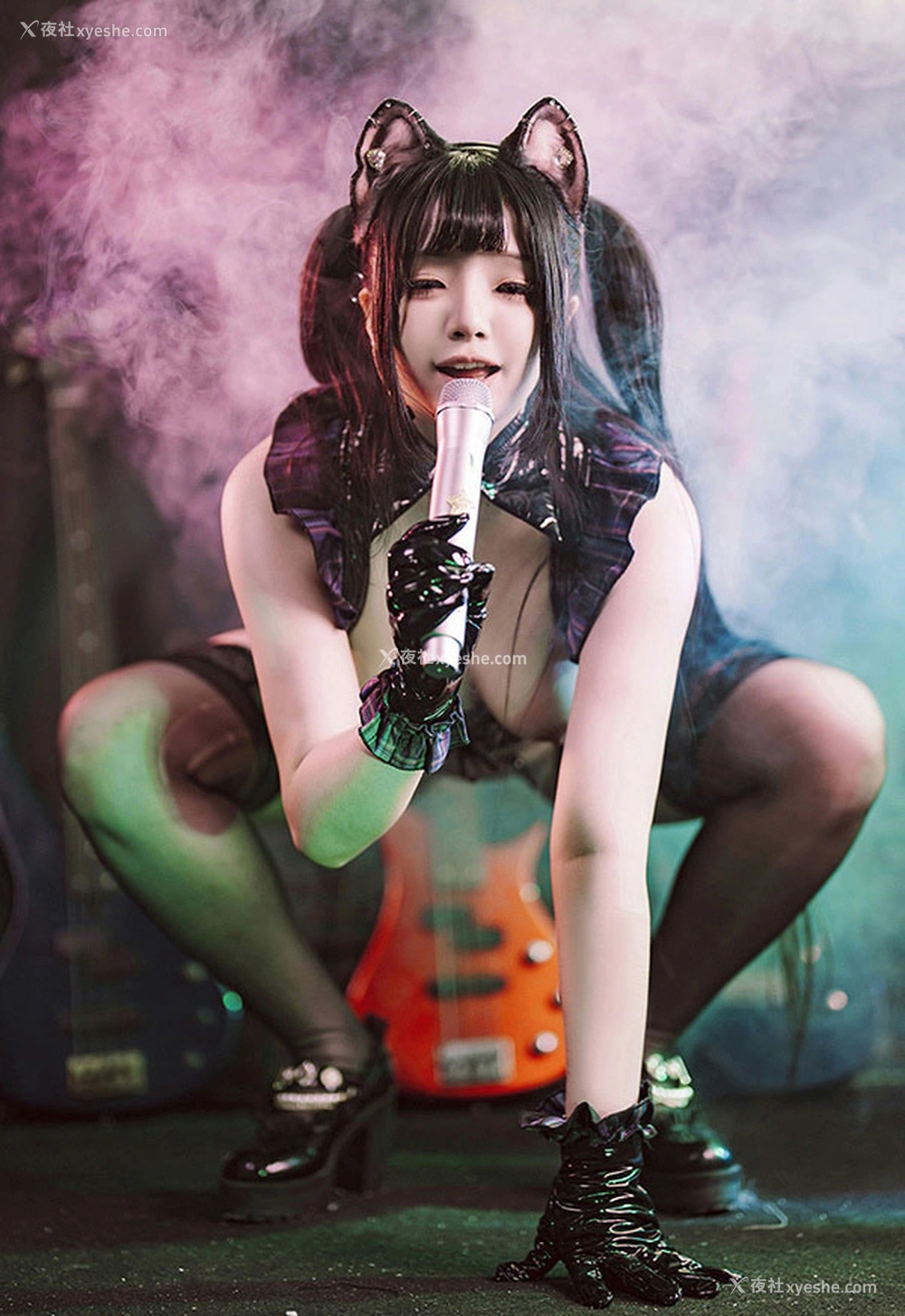 1P - 福利姬落落Raku 我们的LIVE与你的LIFE