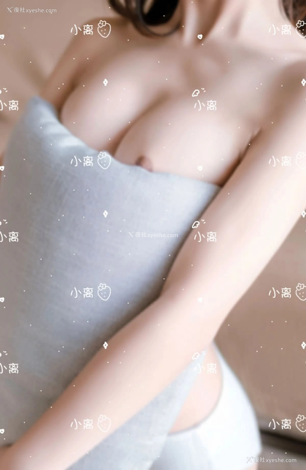 1P - 推特美女小离@XiaoLi66666666尺度私拍图集2