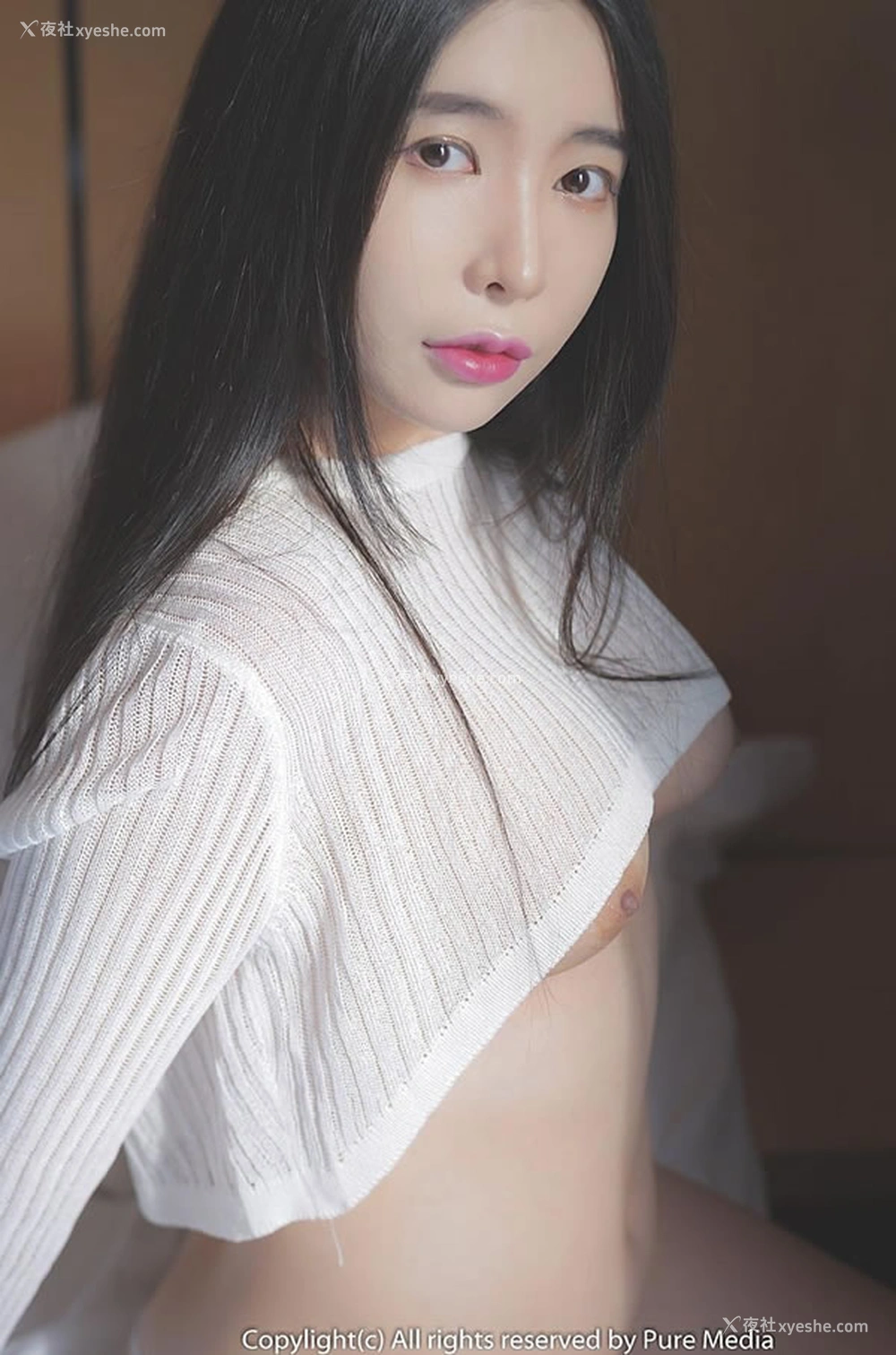 1P - 奶味小美女Hongsi居家无圣光人体图集