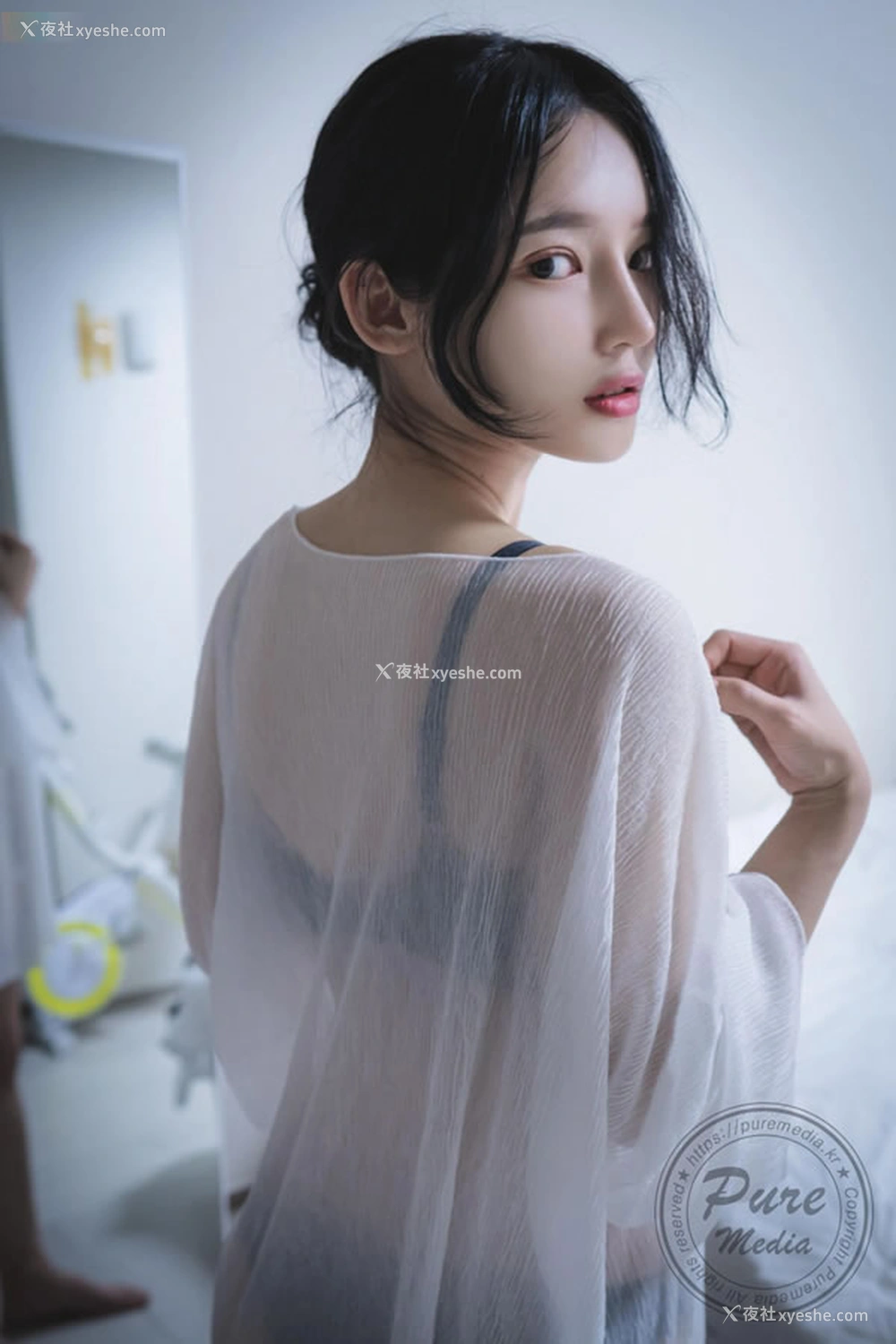 1P - 漂亮小姐姐Yeha被尾随的女OL无圣光图集