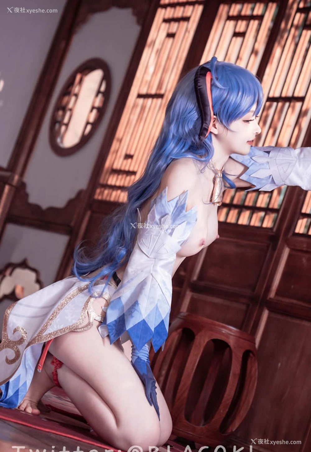 1P - 福利姬白莉爱吃巧克力 – 甘雨2