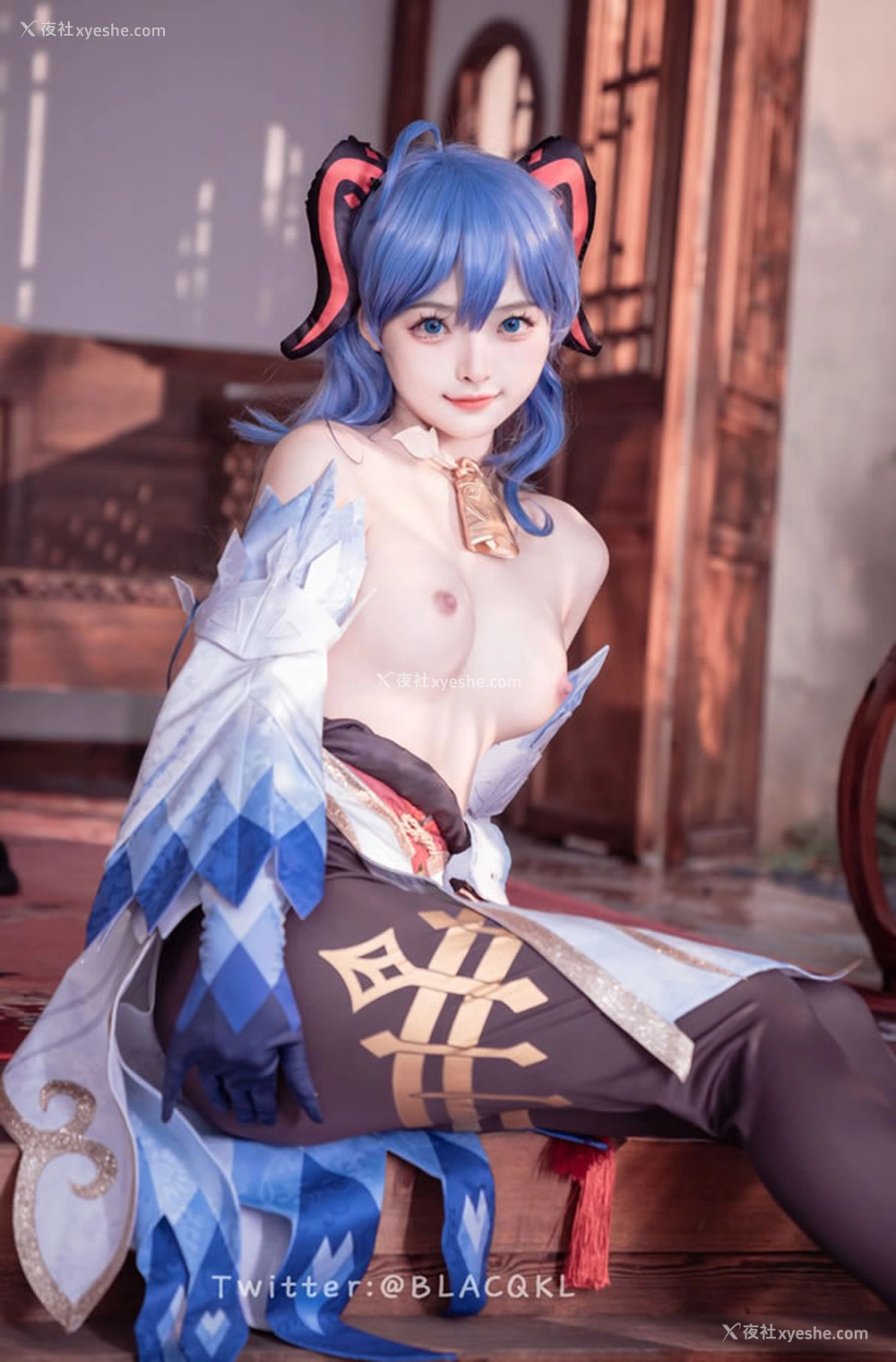 1P - 福利姬白莉爱吃巧克力 – 甘雨2