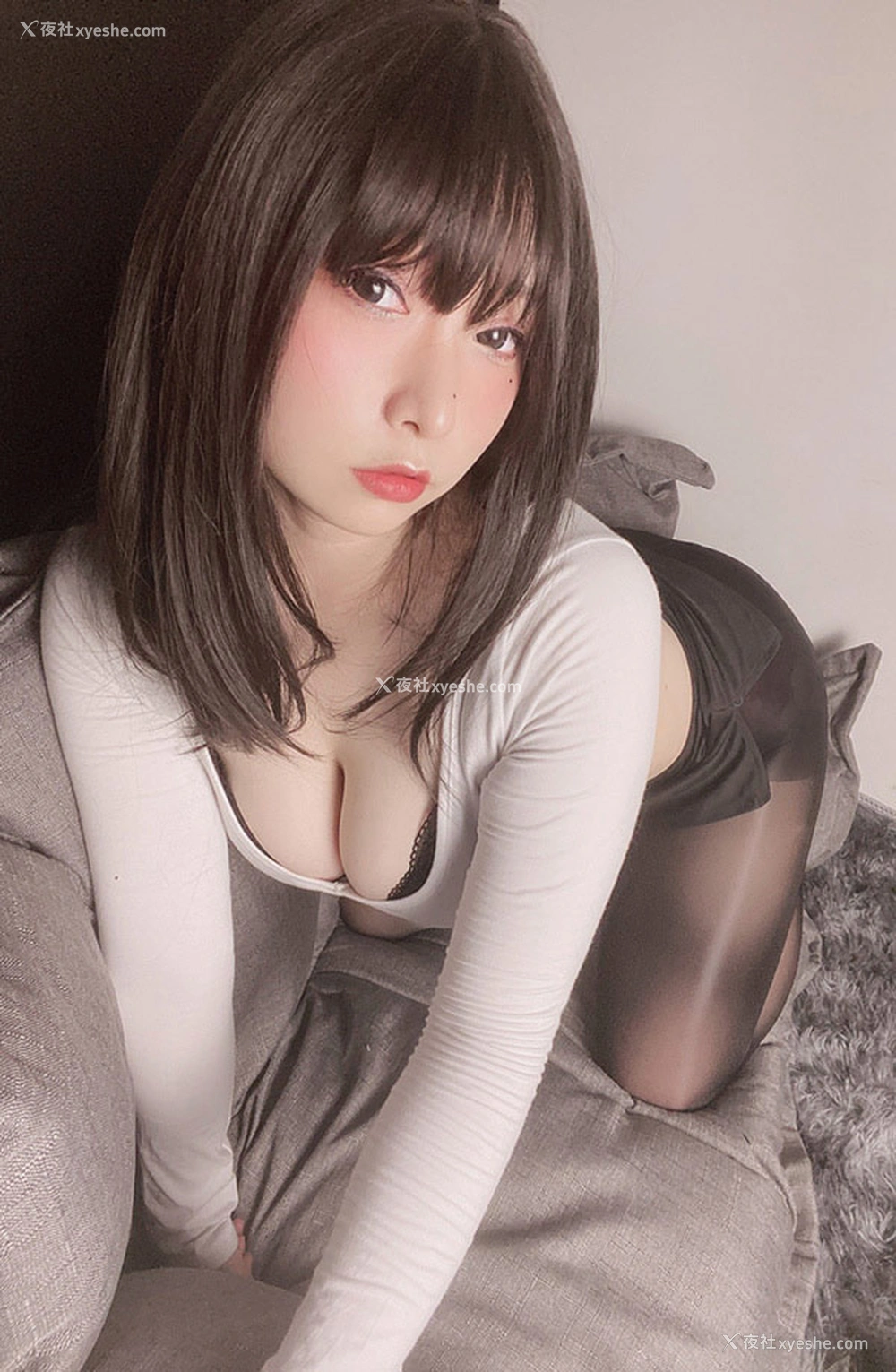 1P - 网红美女次屁啦 涞觅 小恶魔